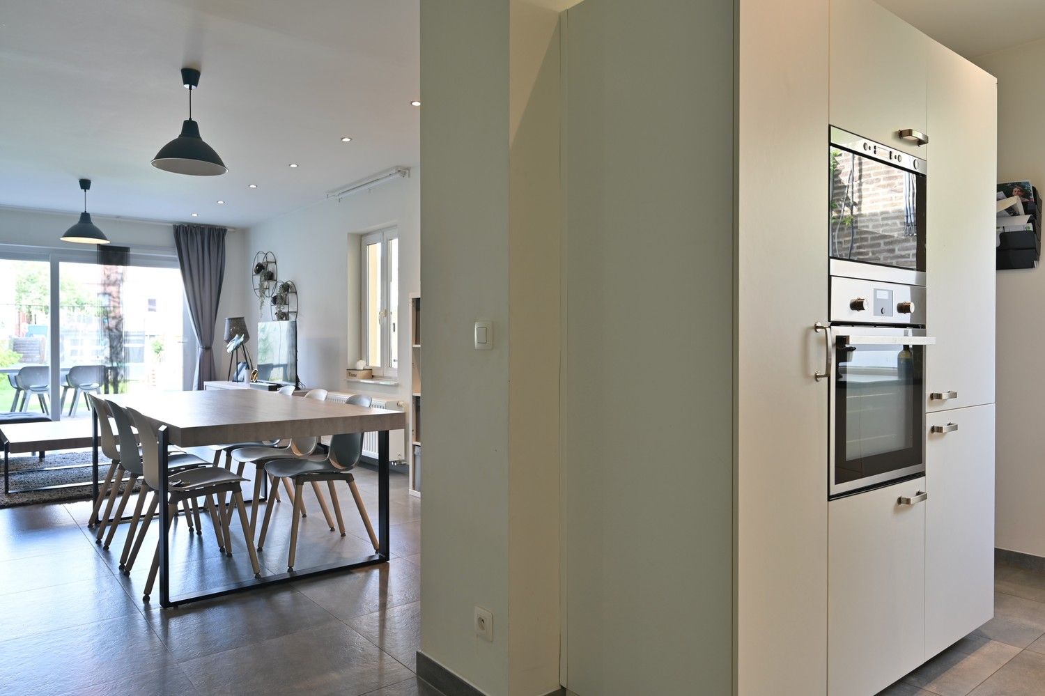 Charmante, gemoderniseerde mergelwoning in hartje Kanne, op steenworp afstand van Maastricht gelegen foto 3