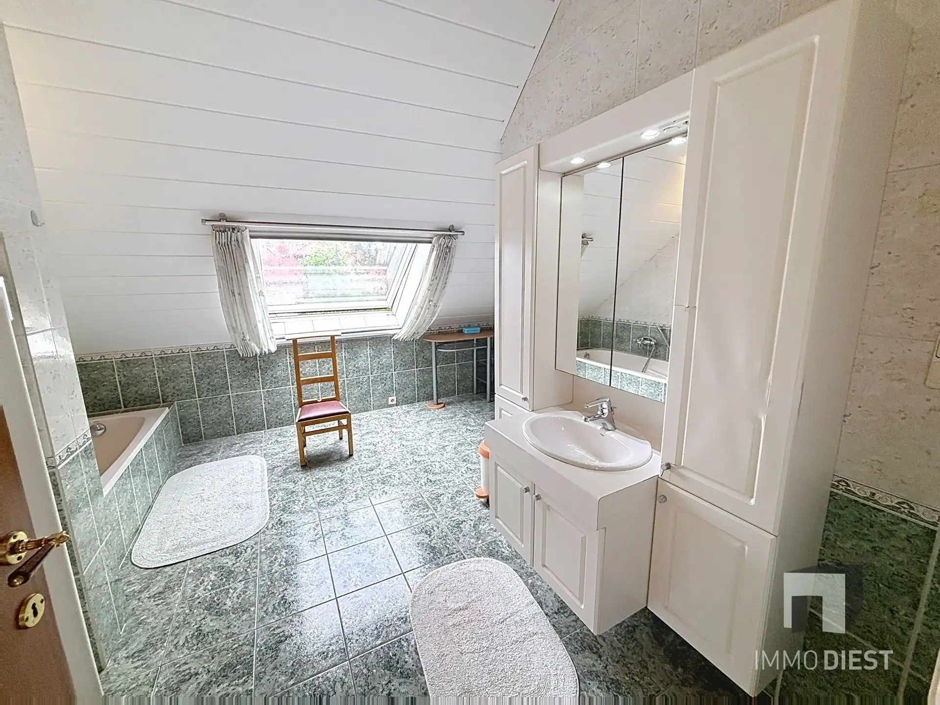 Villa met residentiele liggein op 60are met 8 slaapkamers foto 21