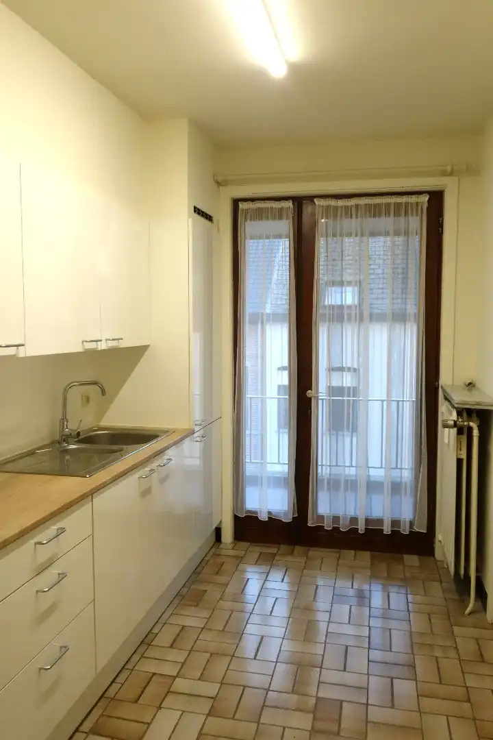 Appartement op de 2e verdieping met 2 slaapkamers + GARAGE in centrum Zottegem foto 11