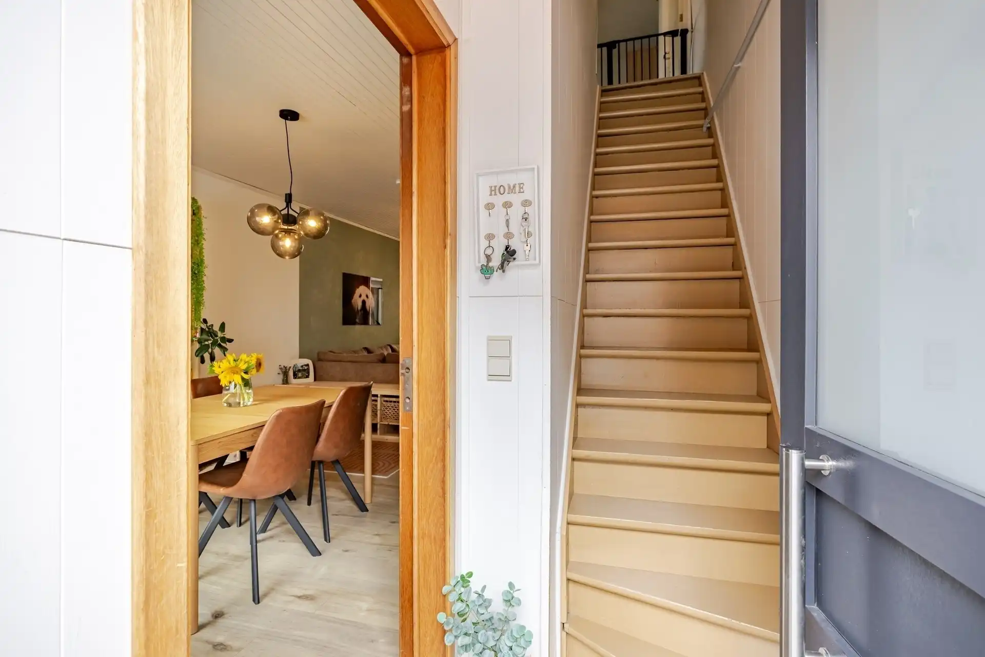Gezellige starterswoning met 3 slaapkamers in Schellebelle foto 2