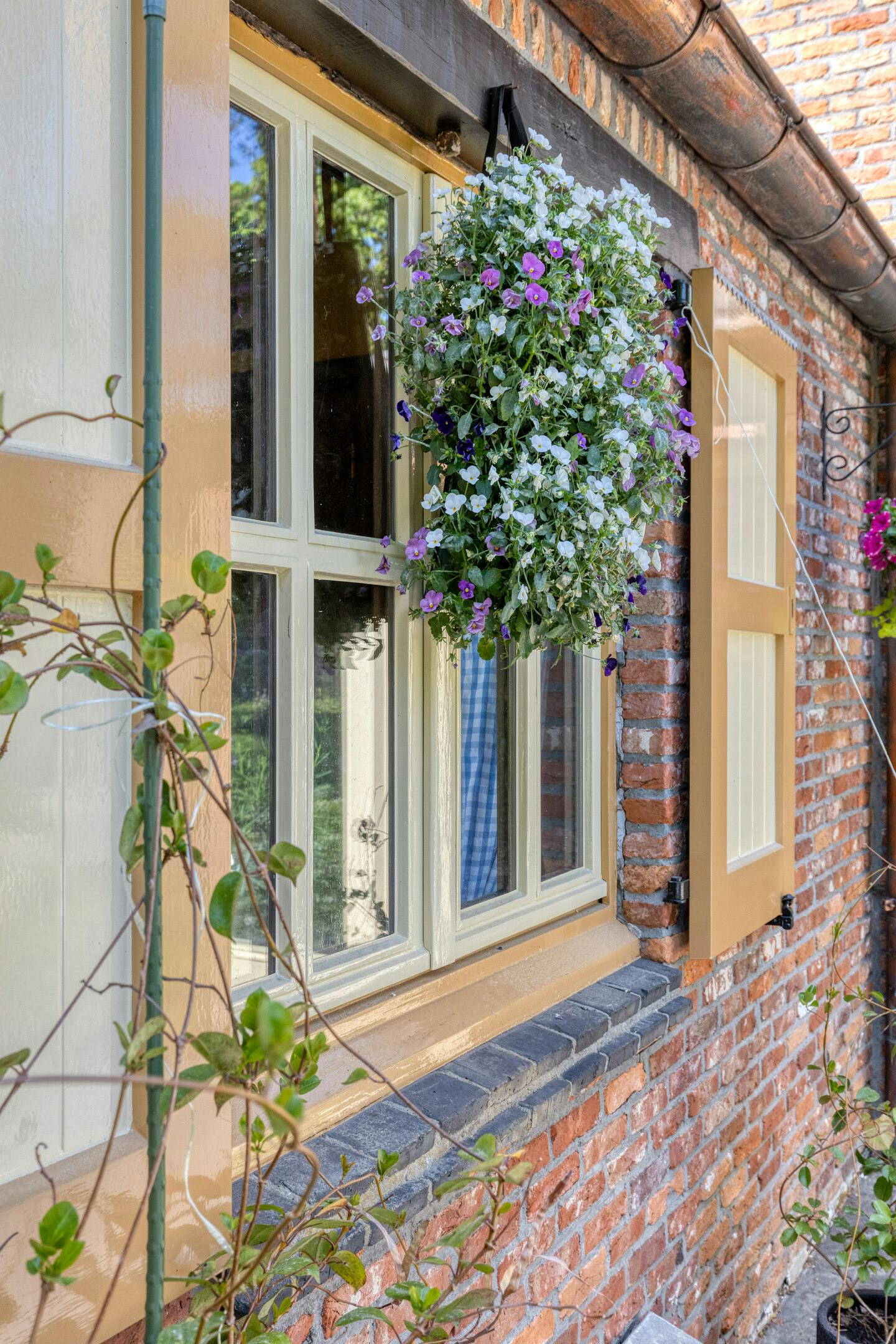 Karaktervolle villa met bijgebouw te koop in Schilde foto 42