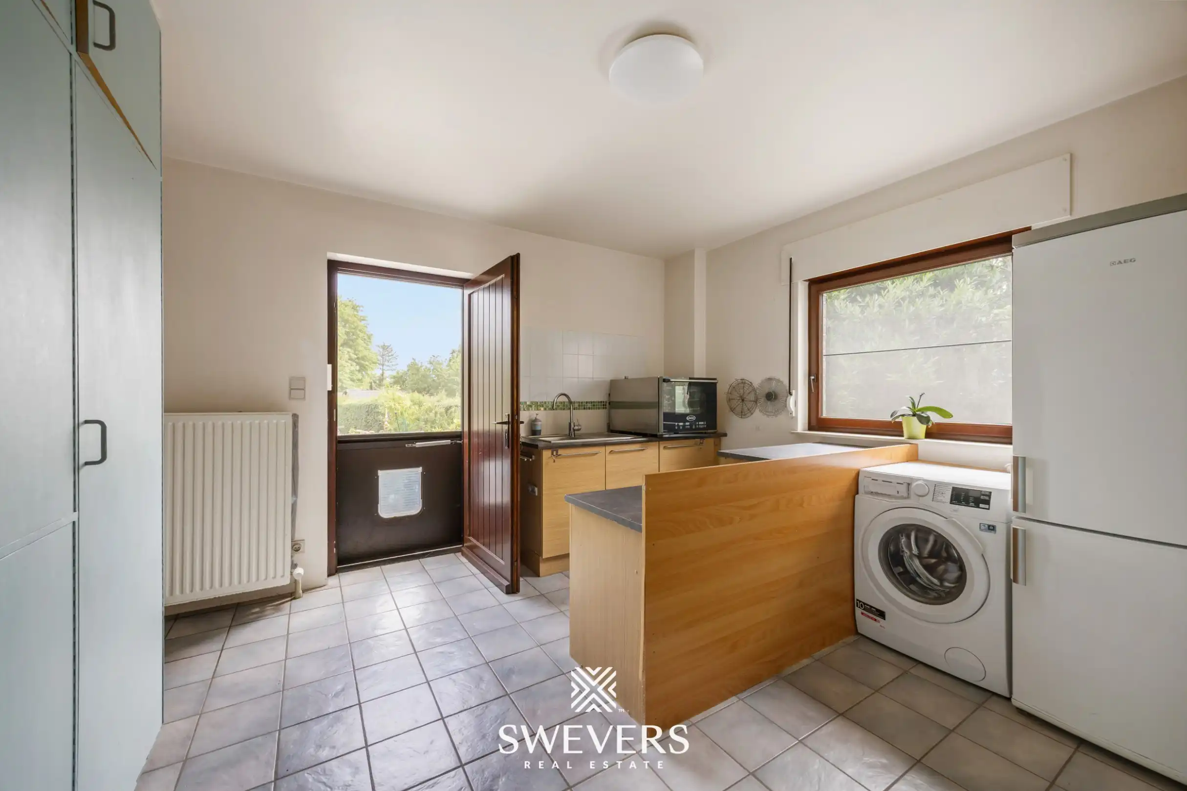 Ruim wonen in alle rust: open gezinswoning (242 m²) op breed perceel van 13 are in Herk-de-Stad foto 11