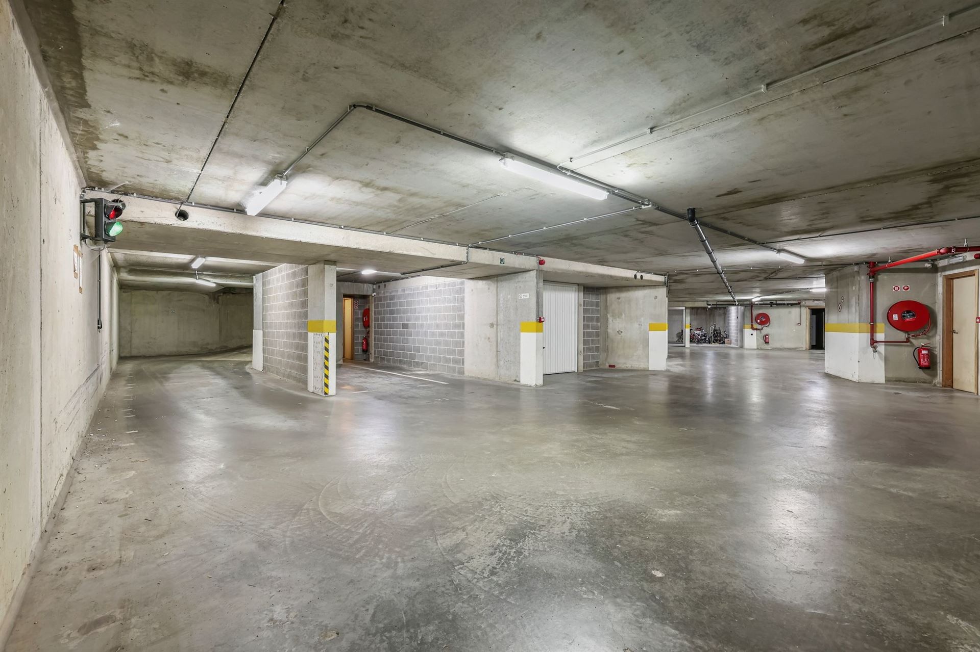 CENTRALE LIGGING / ZONNIG foto 31