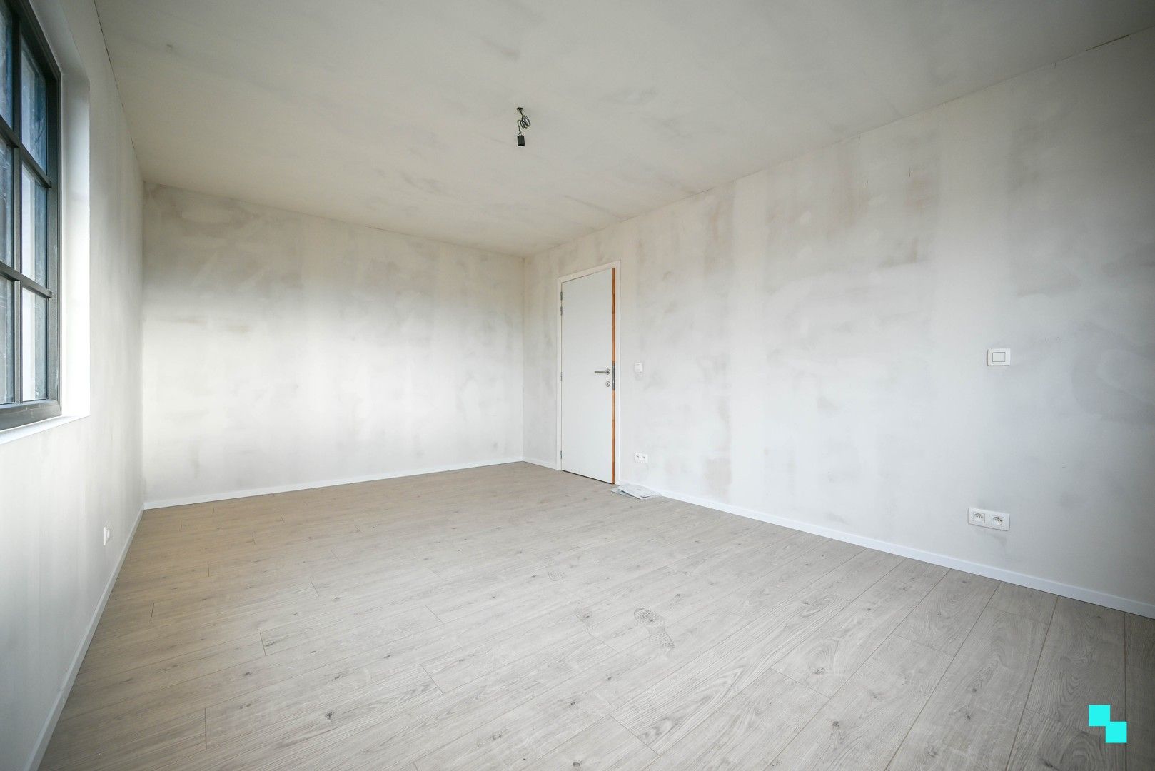 Ruime halfopen bebouwing in Zwevegem foto 16