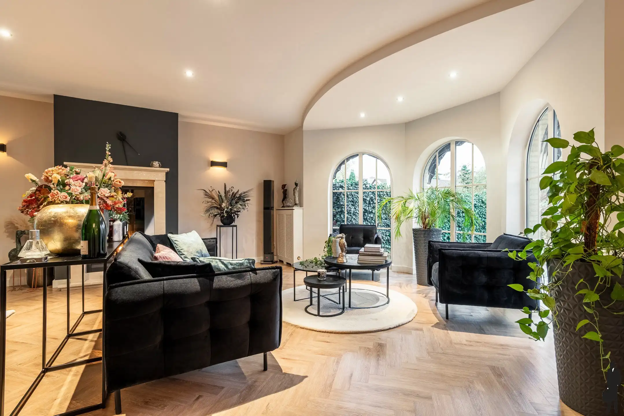 Exclusieve villa met gastenverblijf en zwembad op de grens in Weelde foto 8