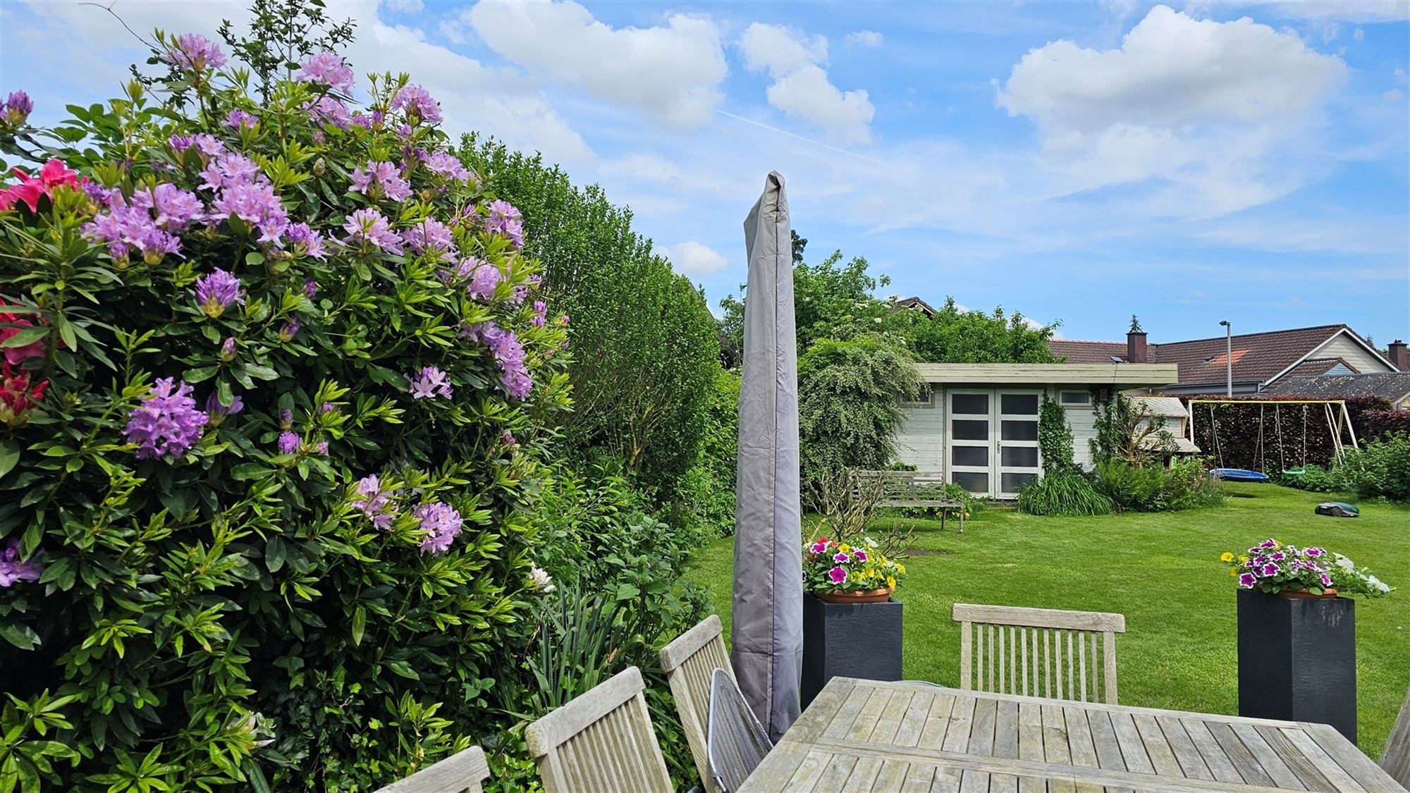 Villa uit 1985 met 3 slaapkamers foto 2