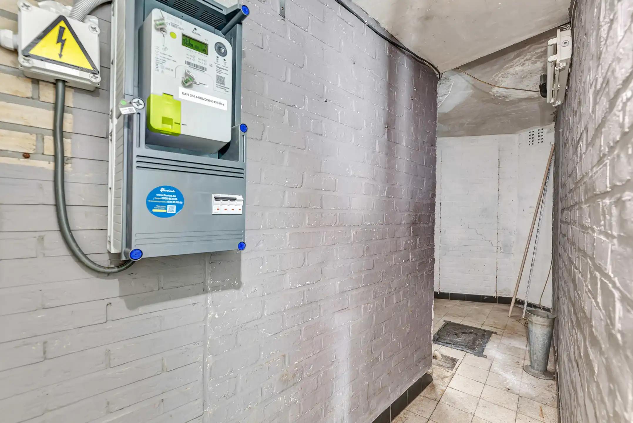 Opbrengsteigendom: Handelsruimte met 3 slpk app in centrum foto 28