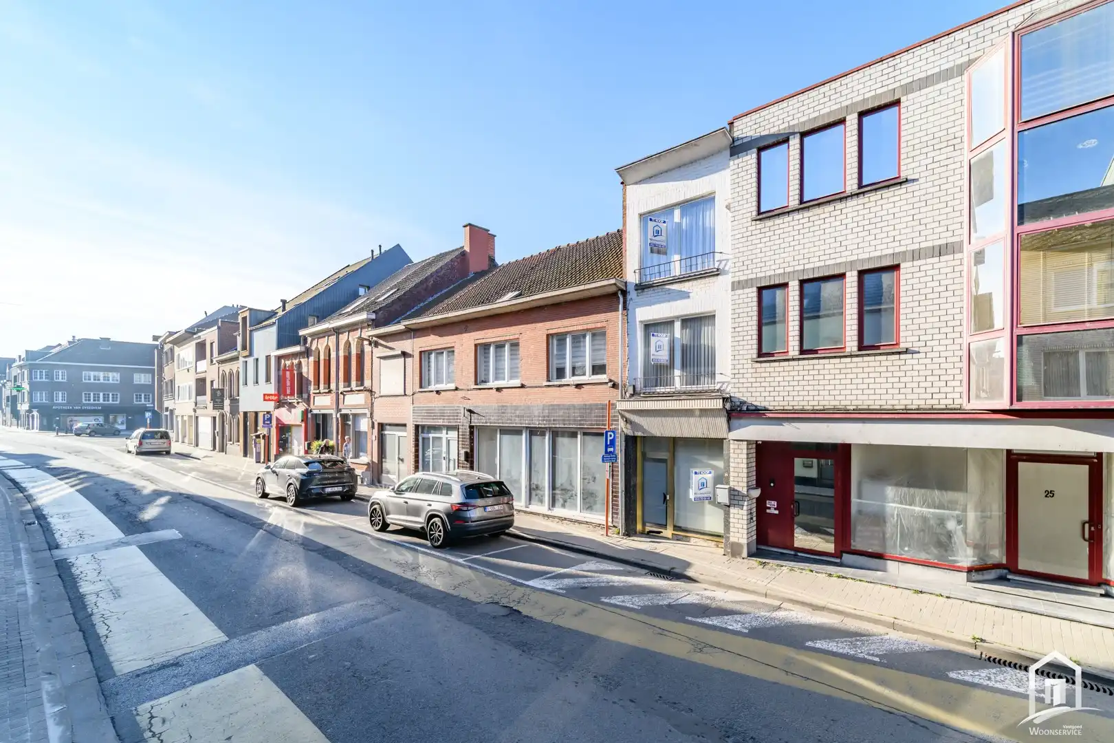 Multifunctionele woning met ruime garage foto 25