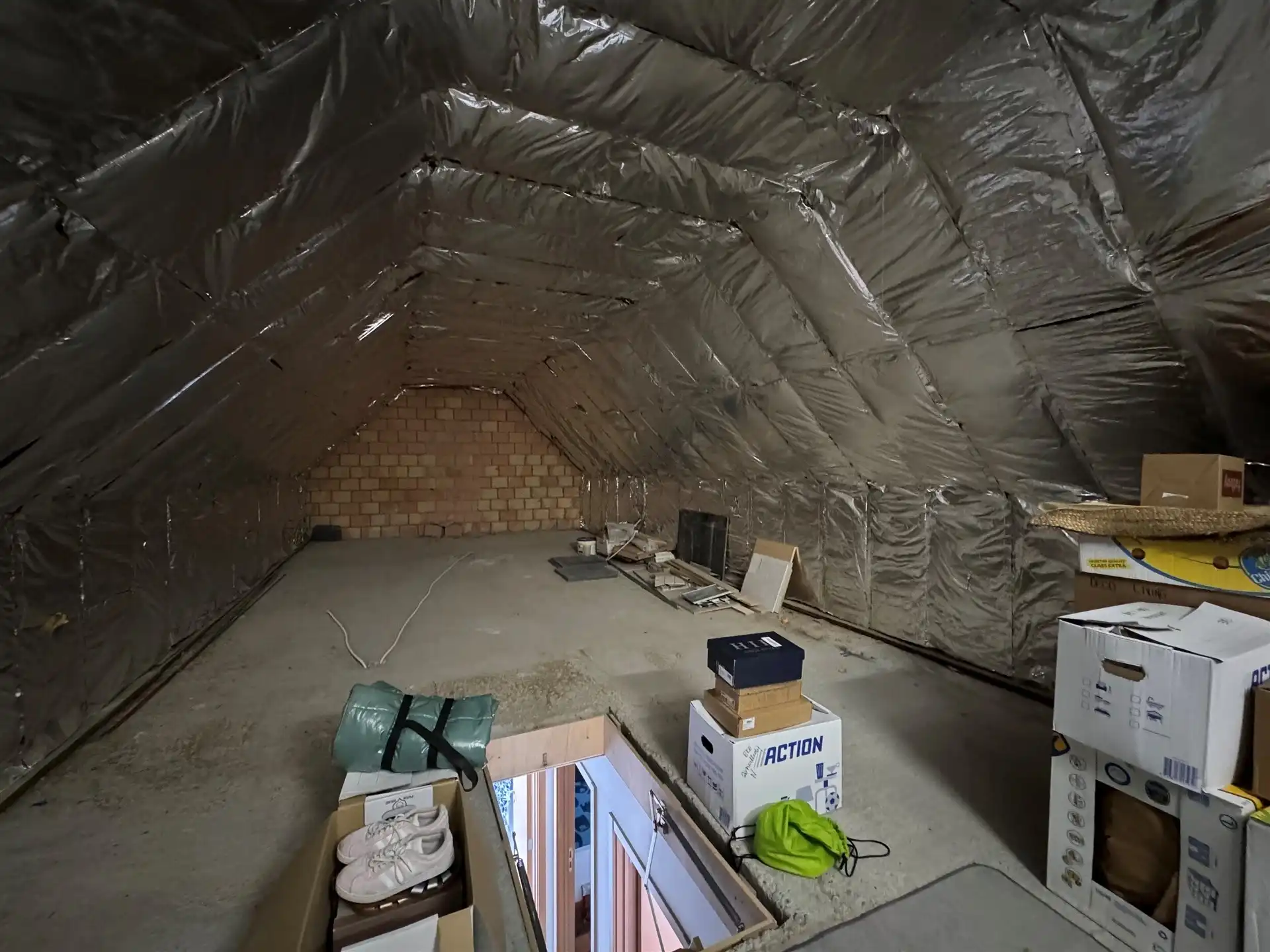 Gunstig gelegen woning met terras en 3 slaapkamers. foto 26