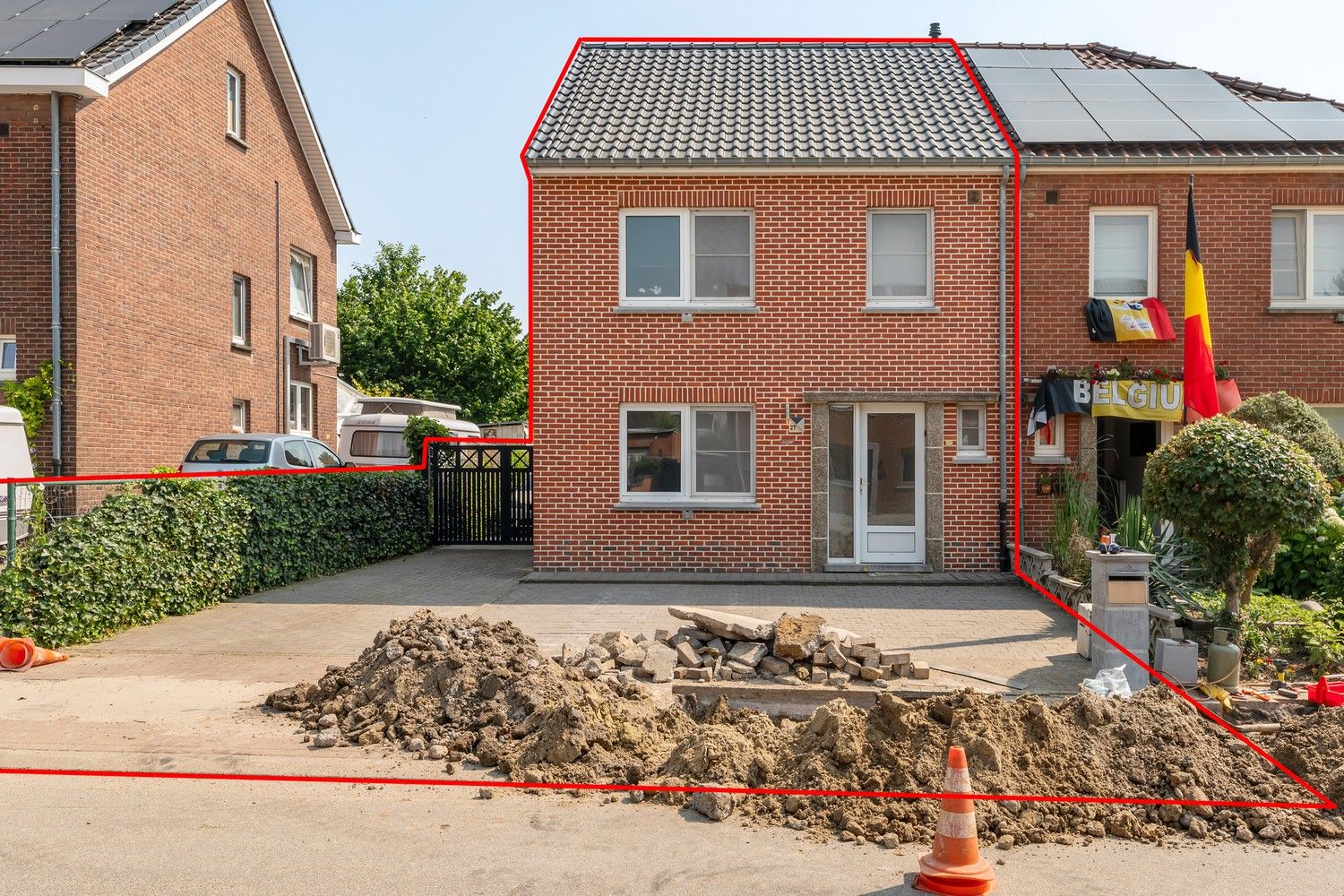 Gerenoveerde woning met 3 slpkm foto 2