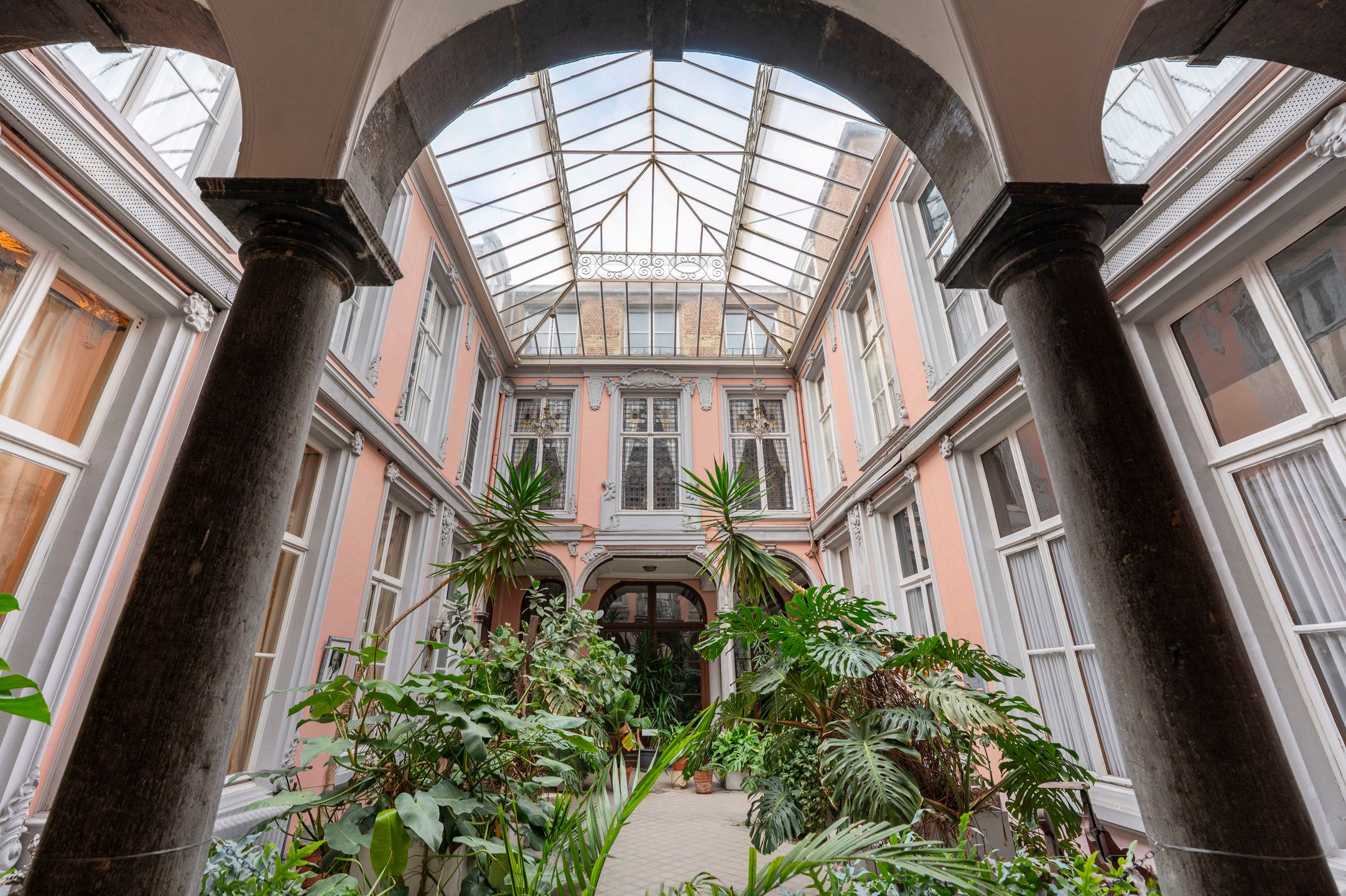 Charmant pareltje in historisch stadspaleis foto 11