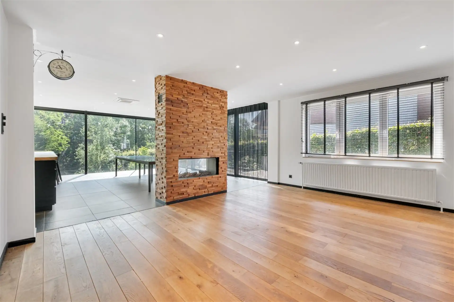 Prachtige HOB met vier slaapkamers, bureau en grote tuin foto 4