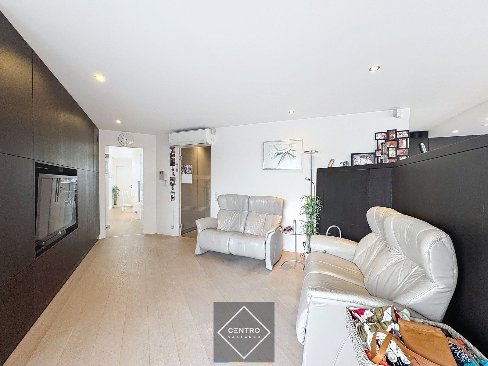 UNIEK appartement met SUBLIEM dakterras op de Markt! foto 7