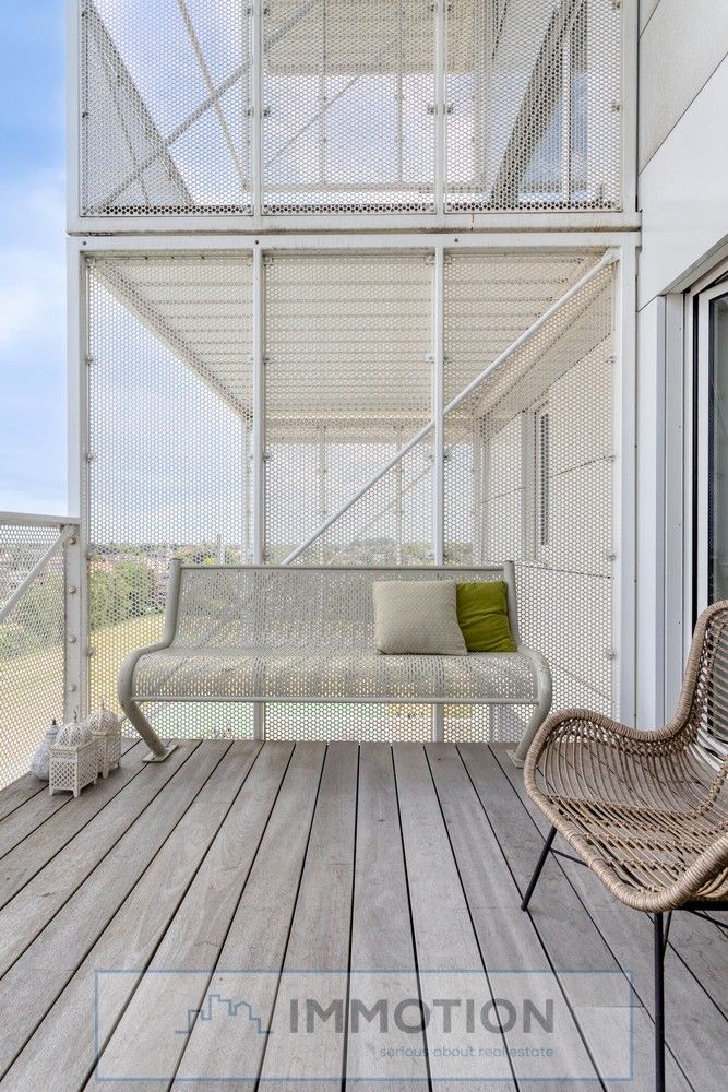 Comfortabel wonen met adembenemend uitzicht over de Leie en Kortrijk foto 4
