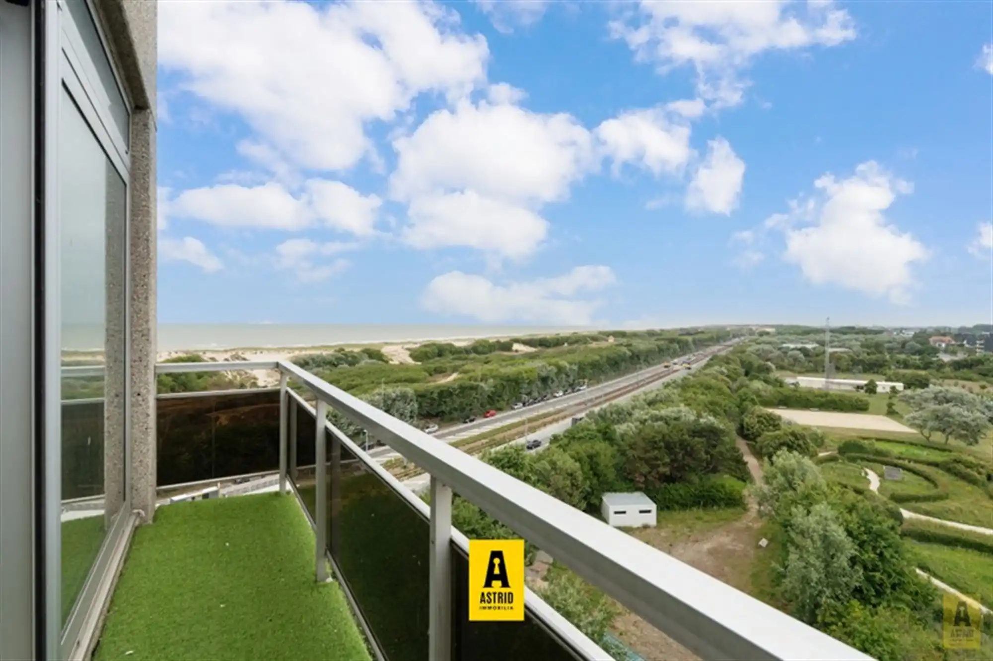 Uitzonderlijk aanbod! Duplexappartement op topligging met open zeezichten en riant zonne(dak)terras! foto 5