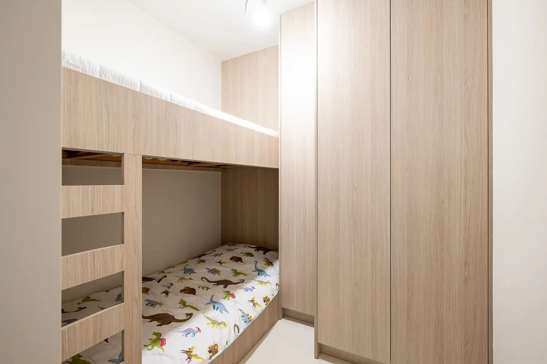 Volledig gerenoveerd appartement op centrale ligging foto 19