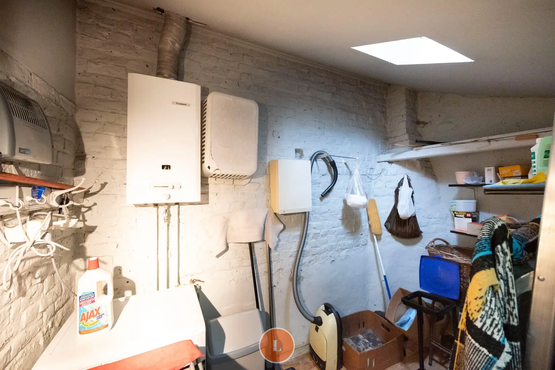 Te renoveren gezinswoning in centrum Marke foto 11