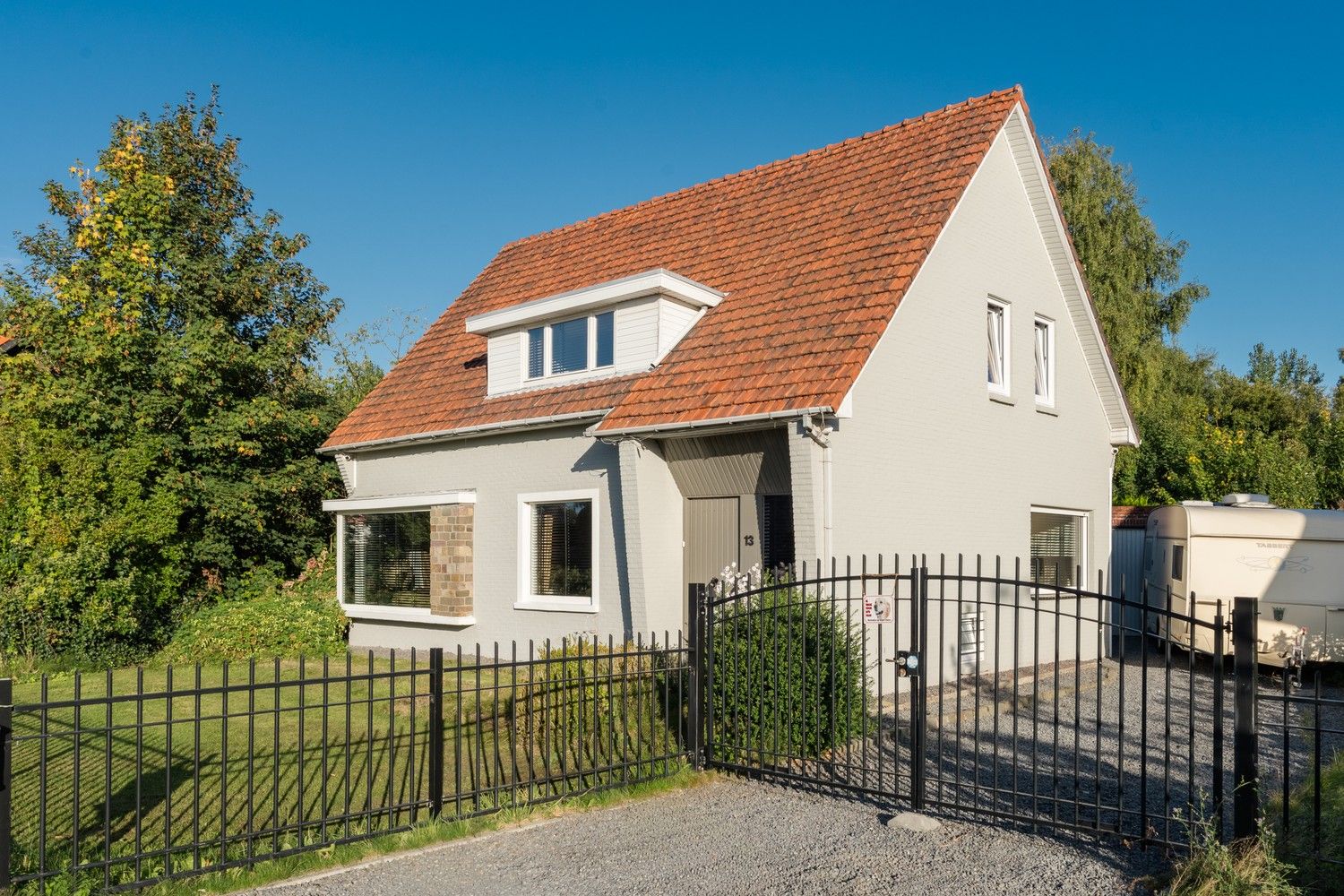 ()=>{if(producerUpdateValueVersion(node),producerAccessed(node),node.value===ERRORED)throw node.error;return node.value} Hamonterweg 13 - 3910 Neerpelt
