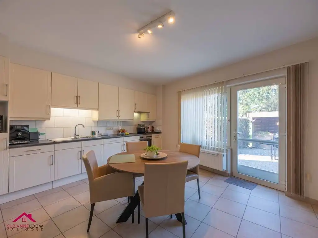 Meergezinswoning in gesloten bebouwing foto 22