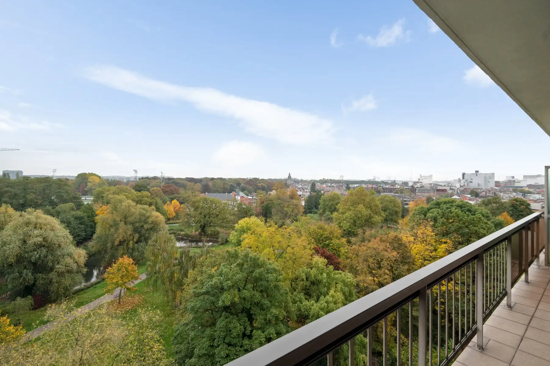 Prachtig appartement met panoramisch zicht foto {{pictureIndex}}