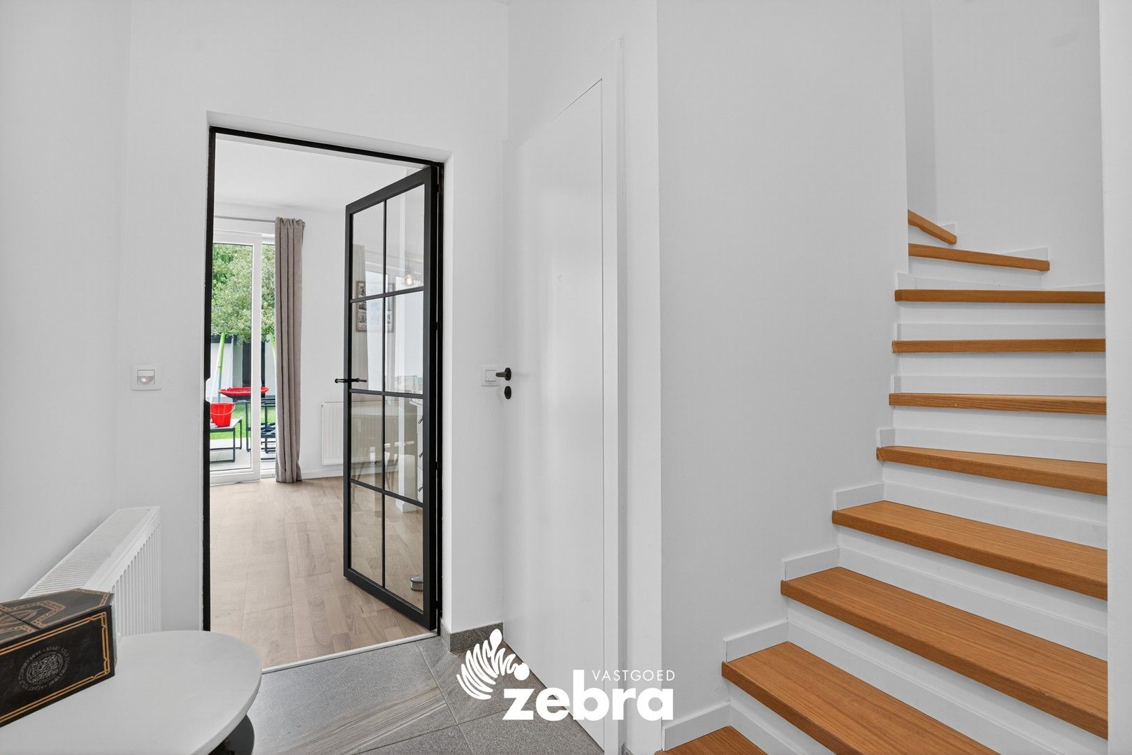 Gerenoveerde woning met 4 slaapkamers, tuin en garage te Meulebeke! foto 14