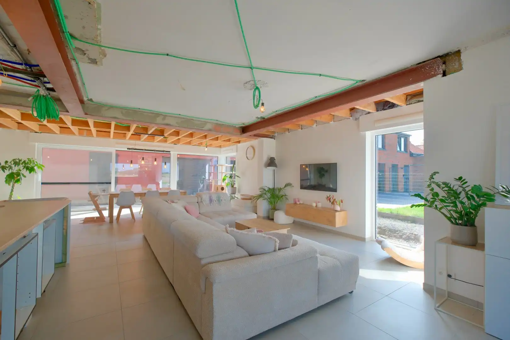 Lichtervelde – Open bebouwing met 2 slpks en garage op 760 m²! foto 7