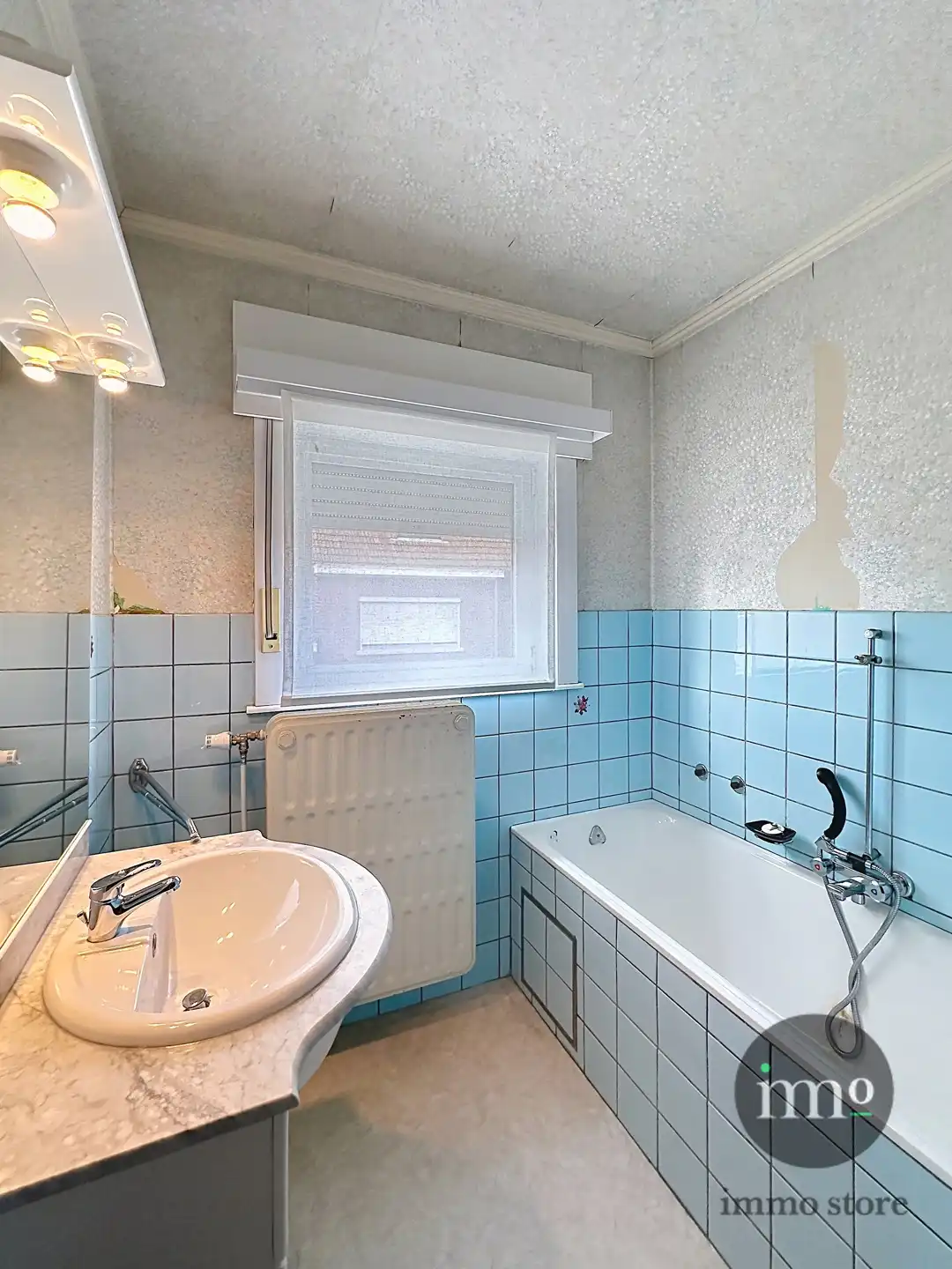 Stevige woning met tuin op rustige ligging in Ternat foto 18