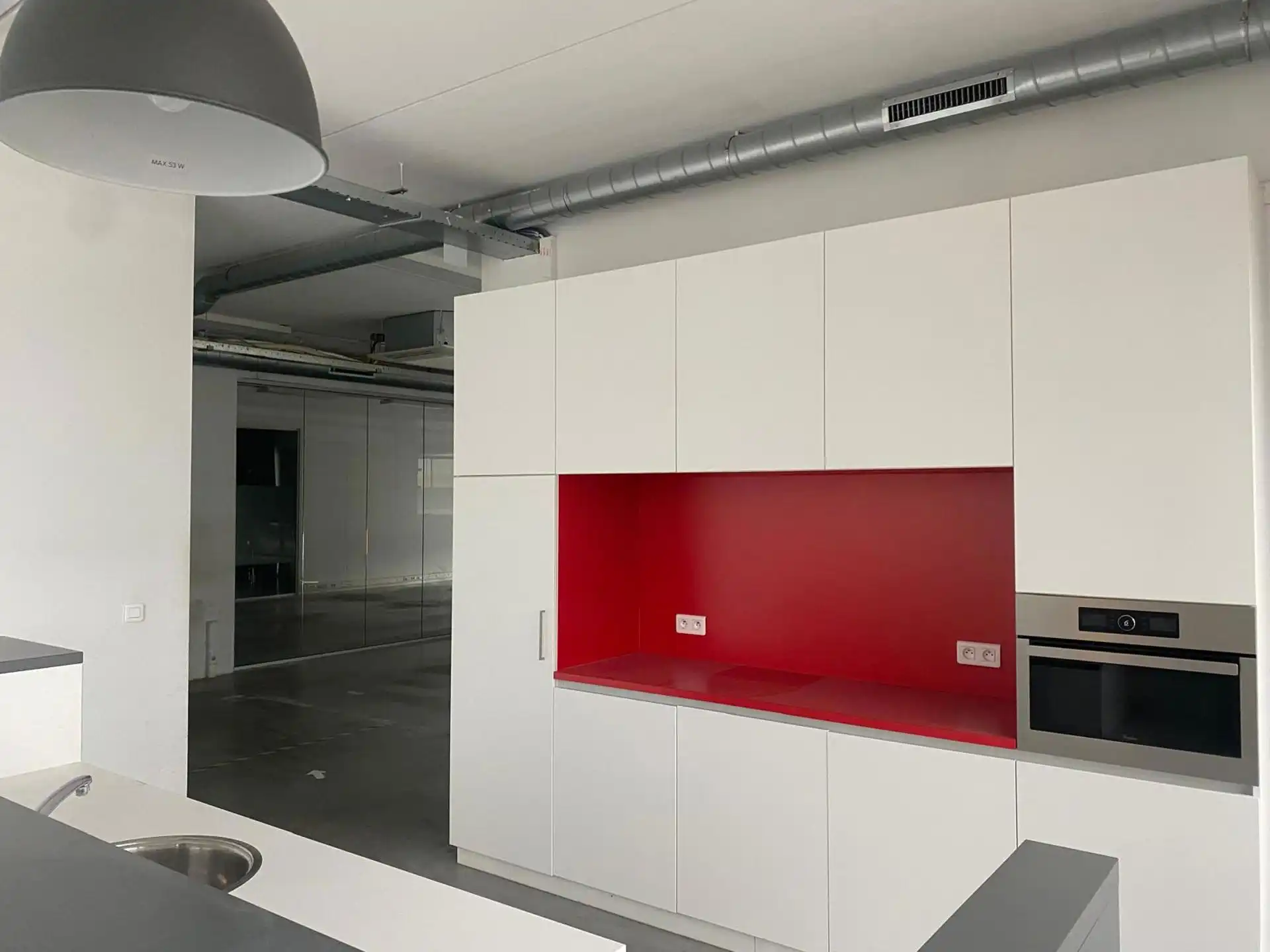 Kantoorruimte 310m² met aansluitend magazijn 216m²  in Burcht foto 11