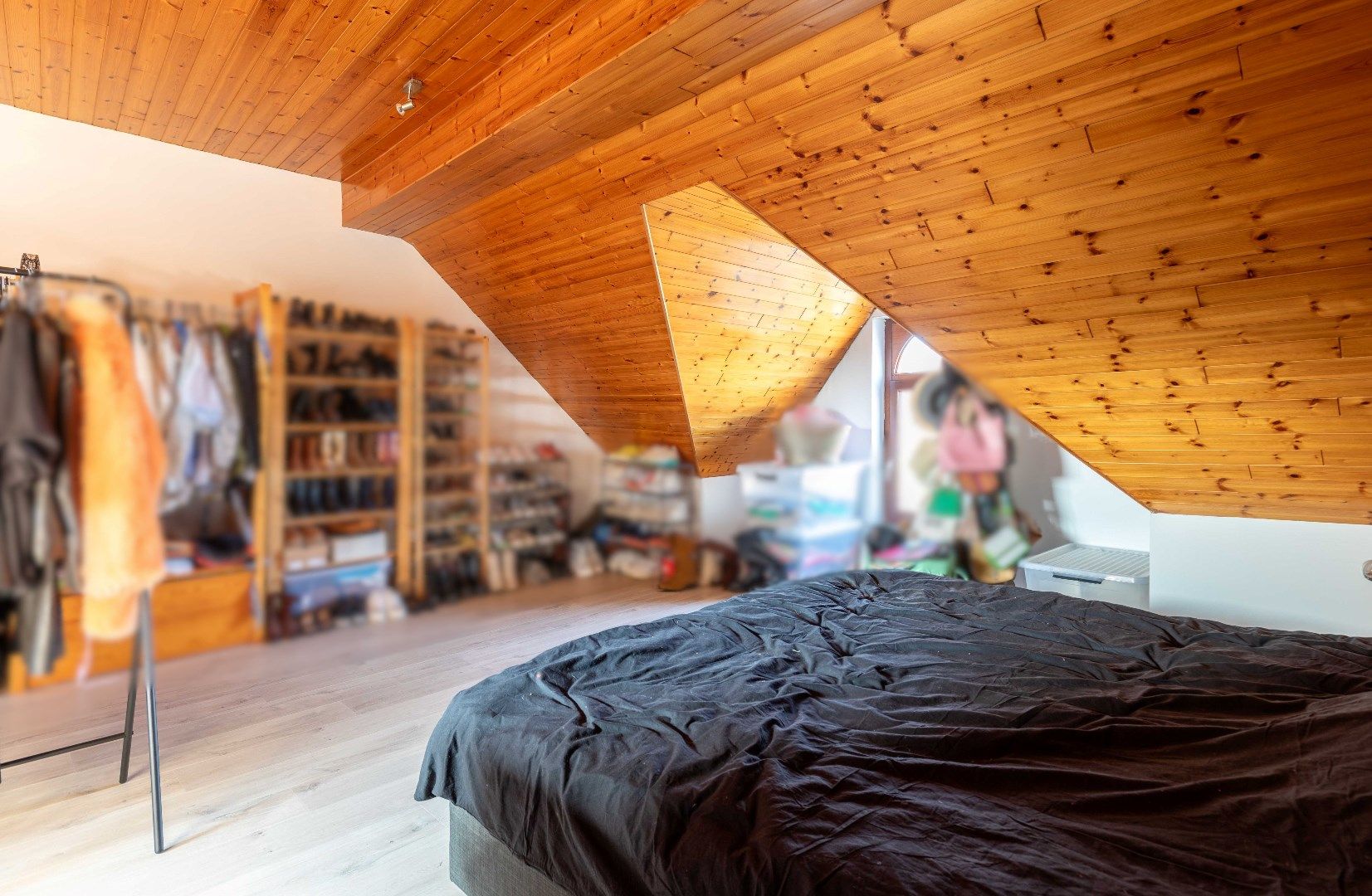 Gezellige, gerenoveerde woning met zonnige tuin nabij station in Sint-Michiels foto 22