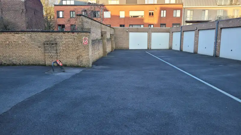 Garage te huur foto 4