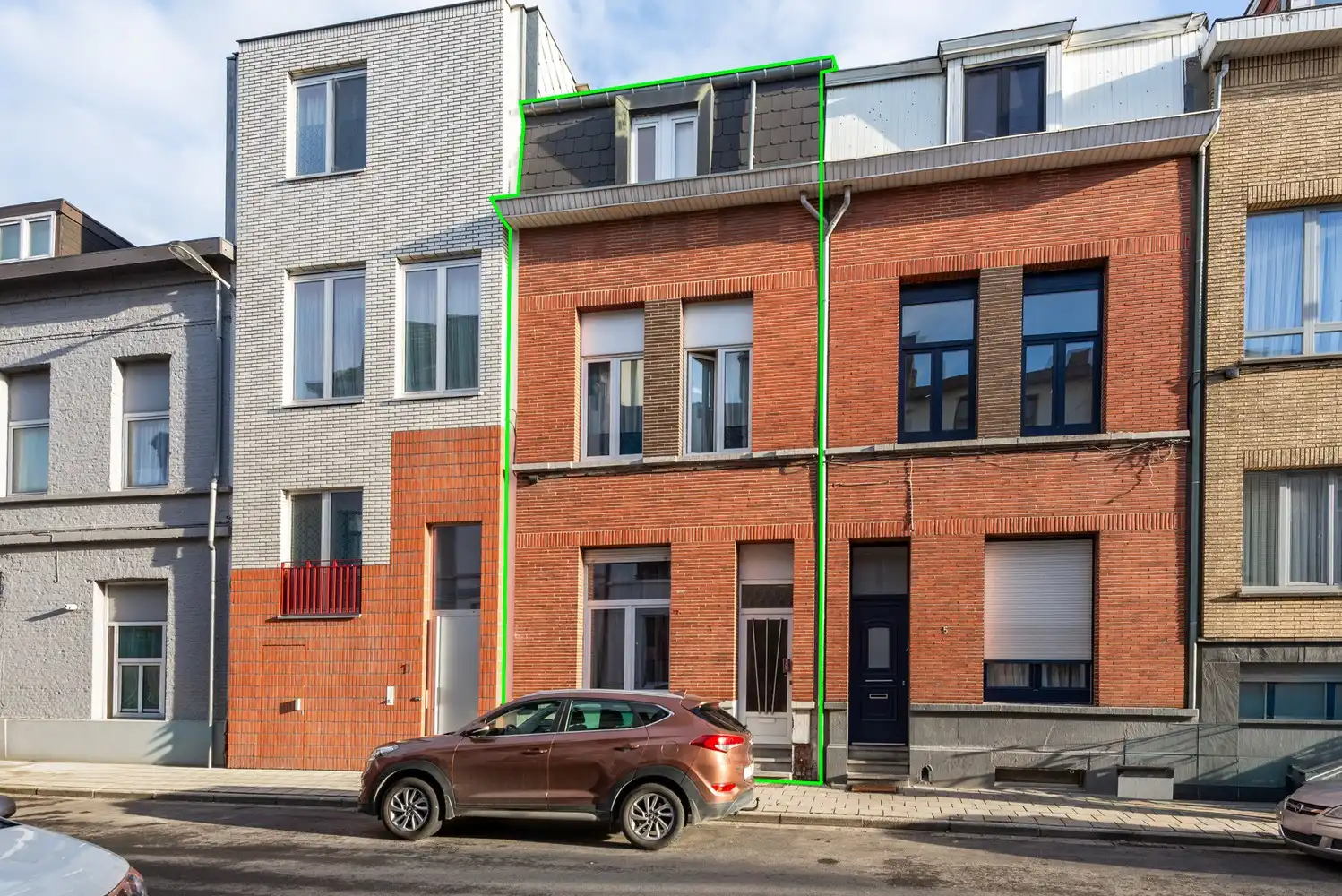 Hoofdfoto van de publicatie: Leuke gezinswoning met 5 slaapkamers & terras in Antwerpen!