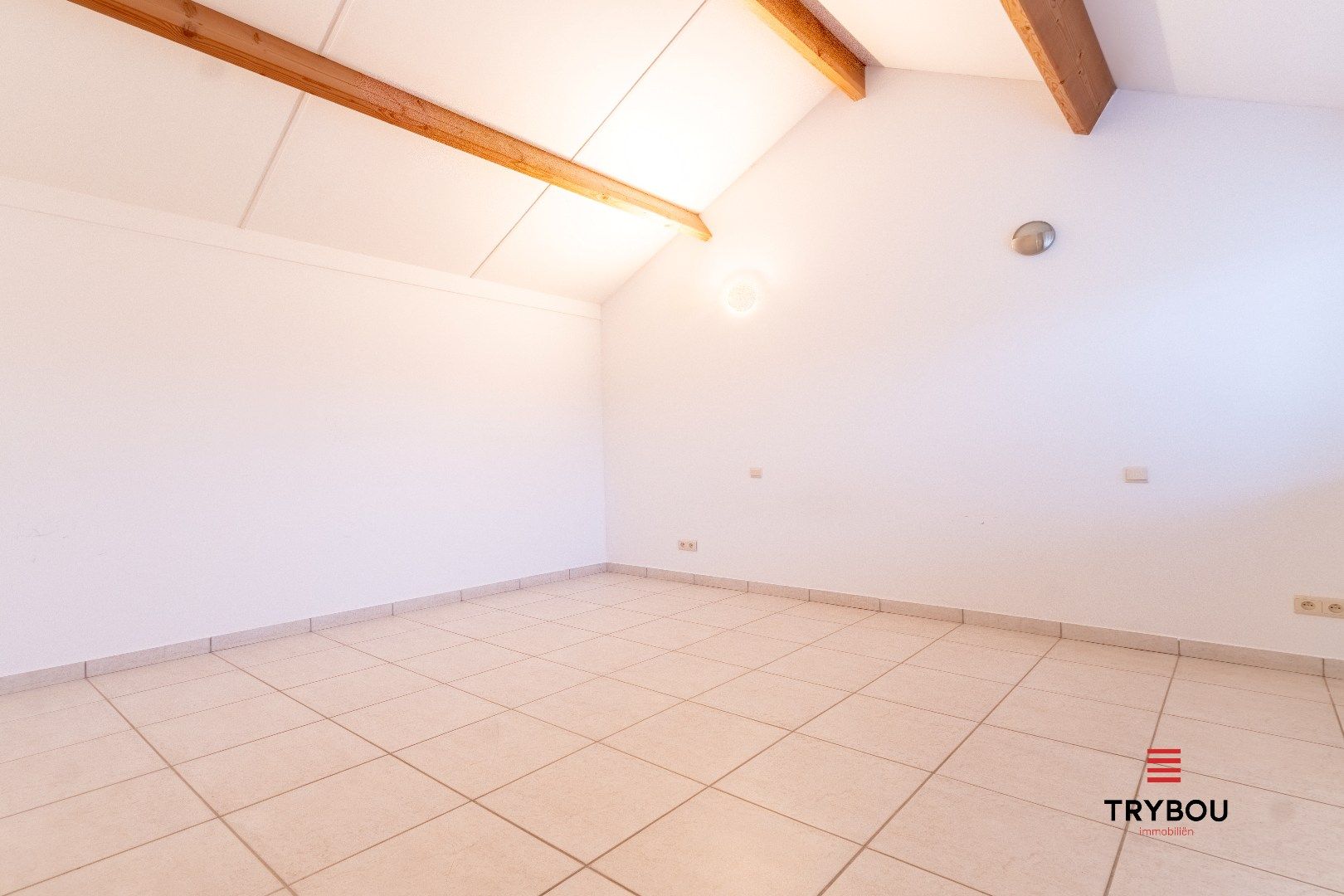 Karaktervolle gezinswoning met 4 slaapkamers op toplocatie foto 20