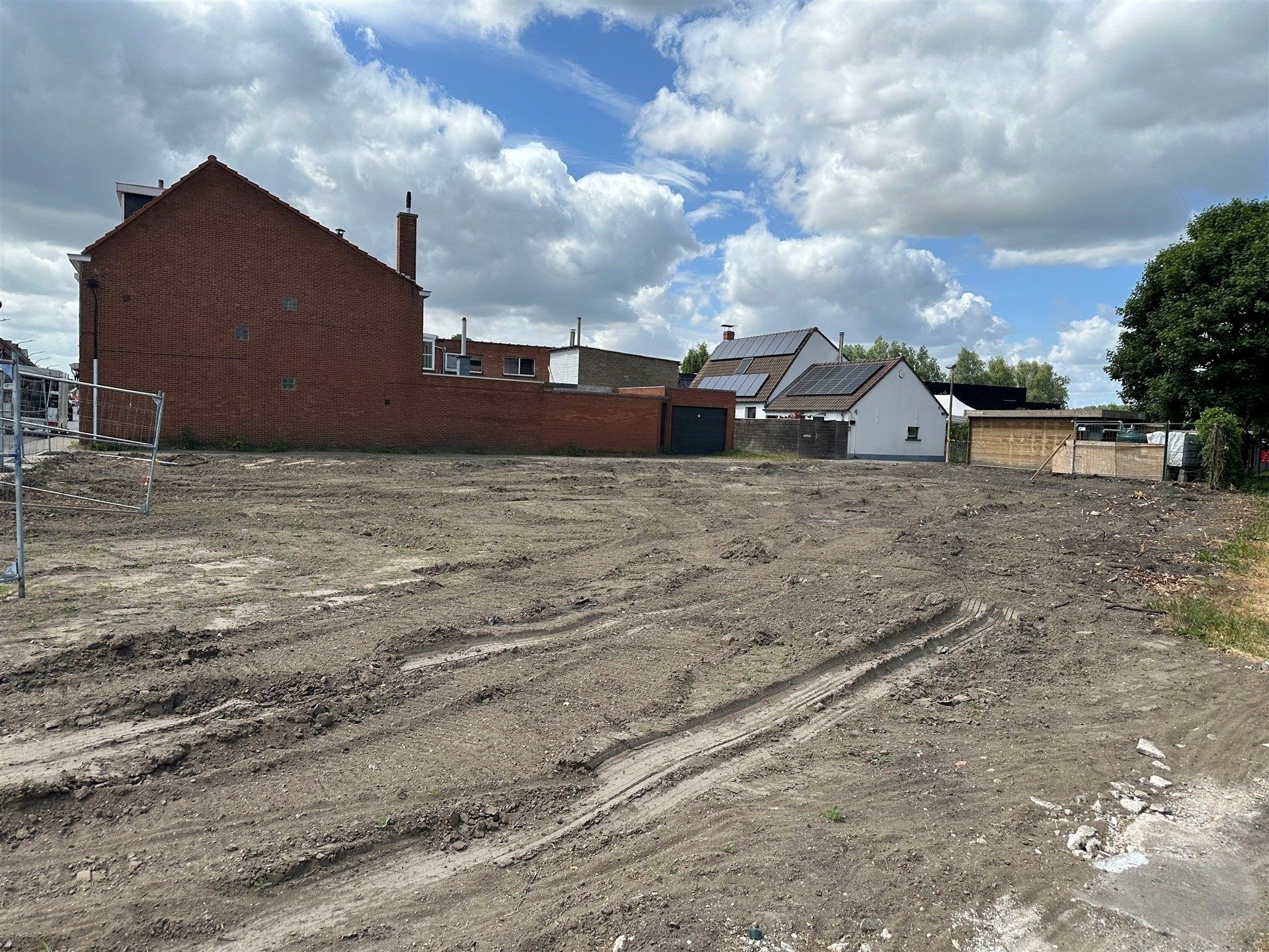 Hedendaagse halfopen nieuwbouwwwoning op een mooie woonlocatie in het hartje van Eksaarde foto 7
