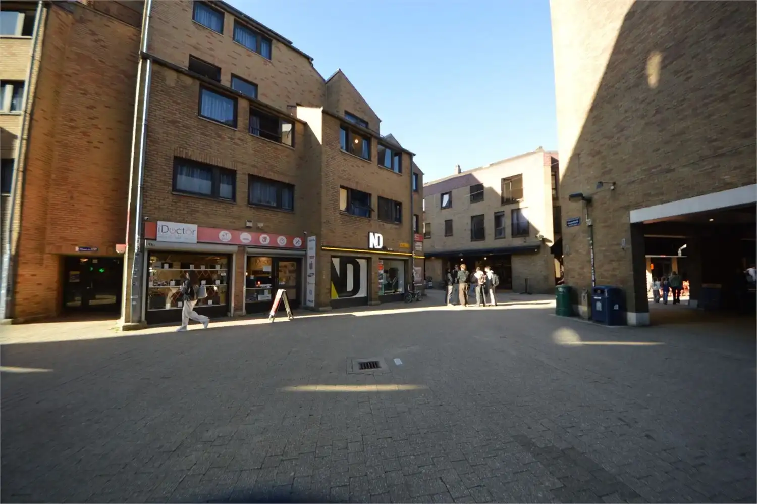 Bureaux prêts à emménager dans un immeuble moderne au 4e étage foto 15