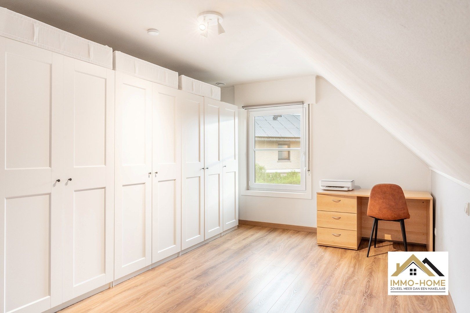 Prachtige HOB met zonnepanelen in een doodlopende straat! foto 22