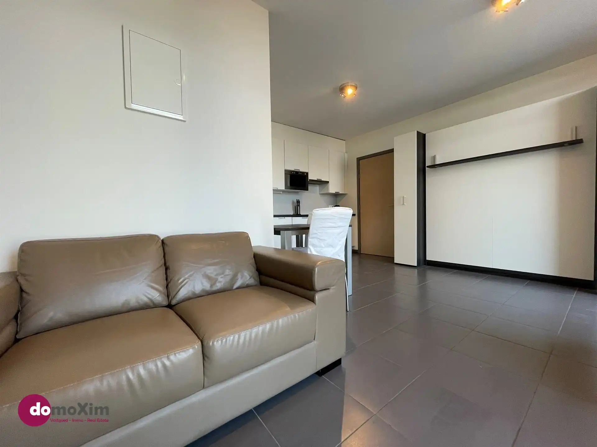 Moderne gemeubelde studio, geschikt voor één persoon, in het centrum van Leuven  foto 3