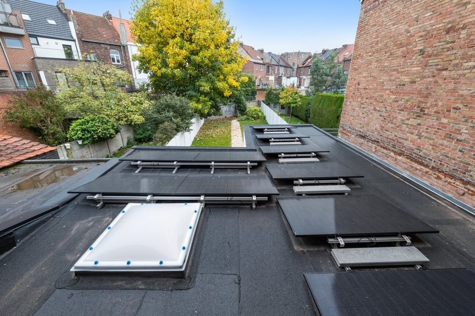PRACHTIG GERENOVEERDE HERENWONING MET 3 SLPKS OP CENTRALE LIGGING foto 32