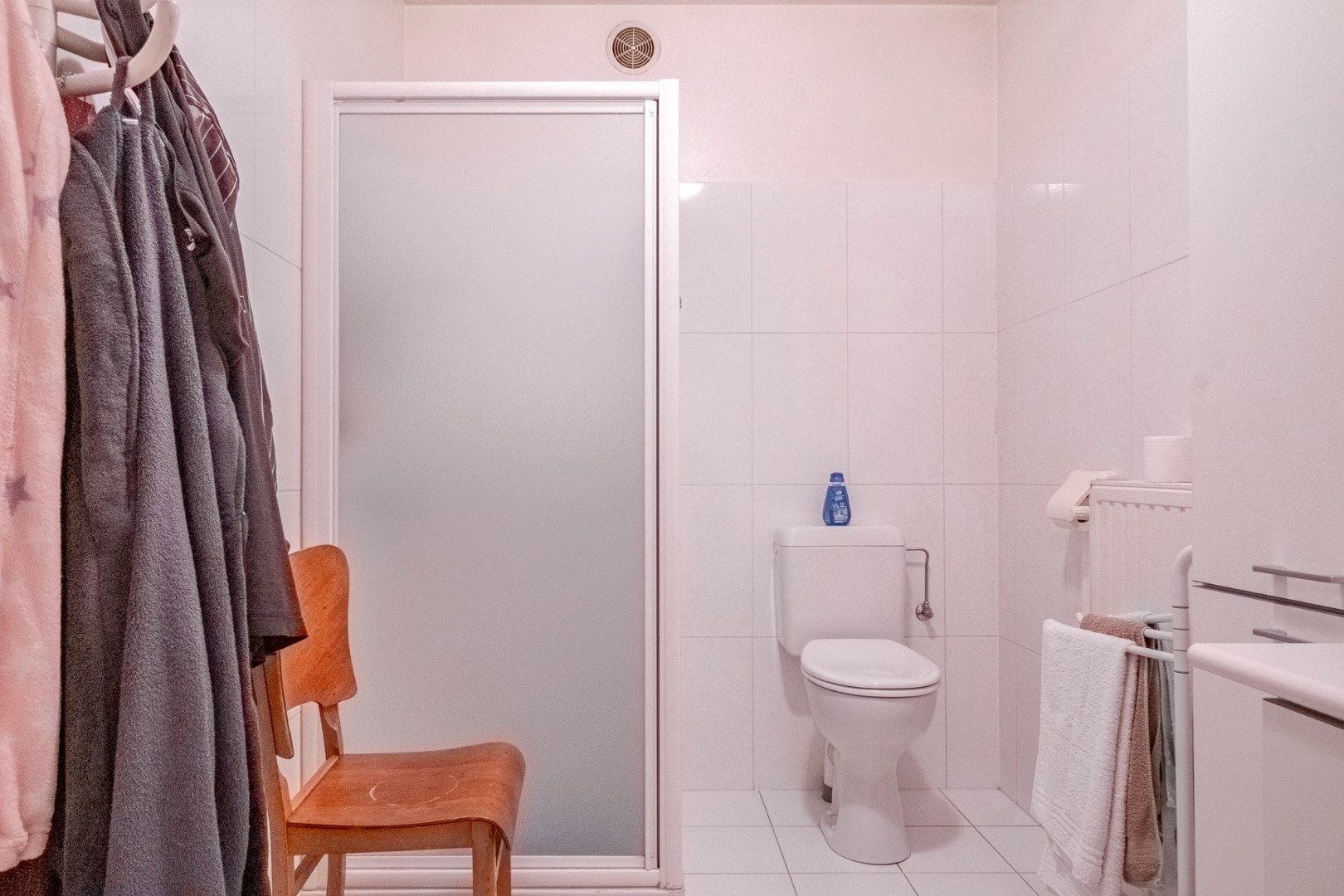 Hoekappartement met drie slaapkamers foto 16