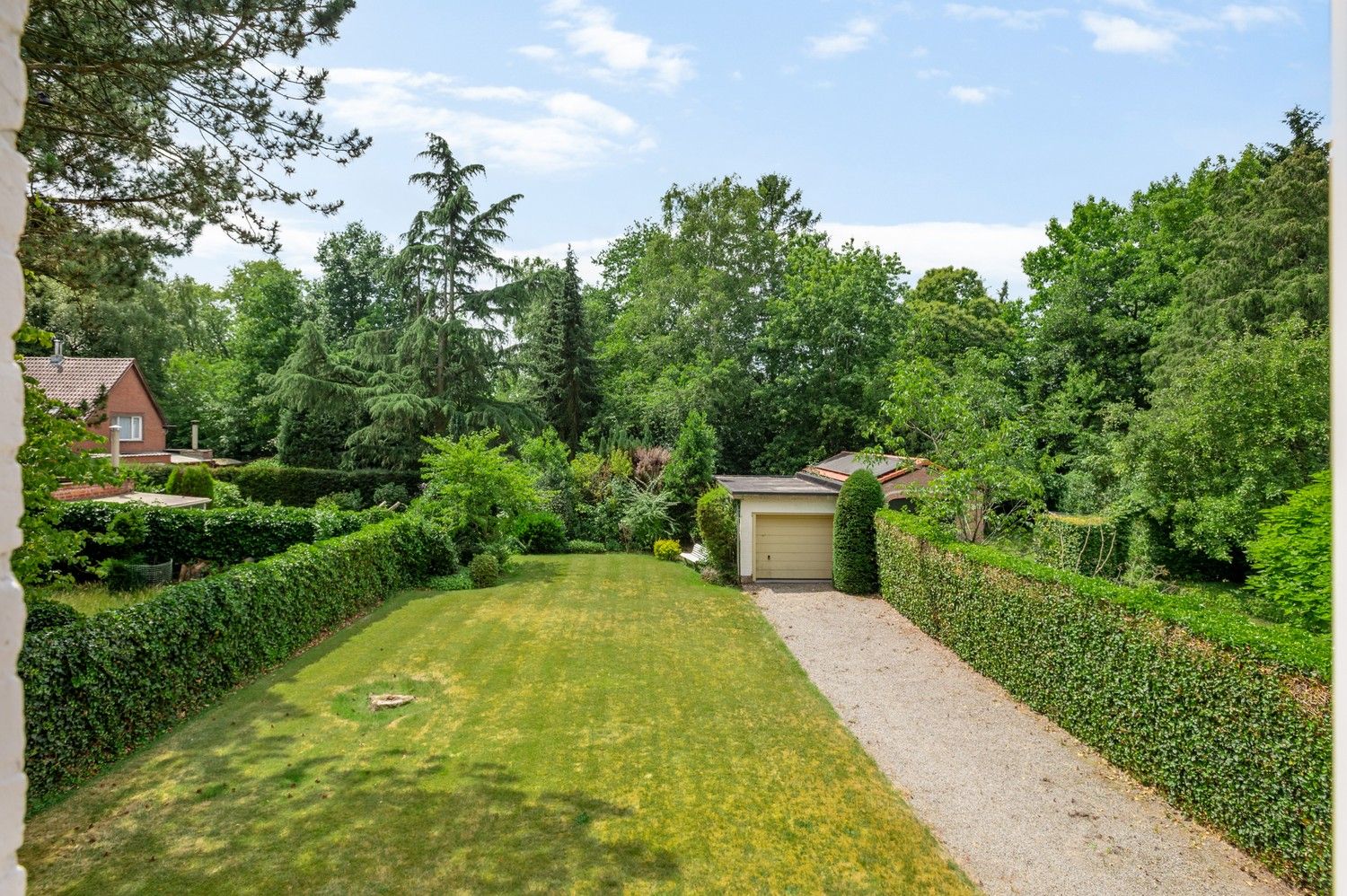 Ruime gezinswoning met 4 slaapkamers en royale tuin op toplocatie in Kapellen foto 22