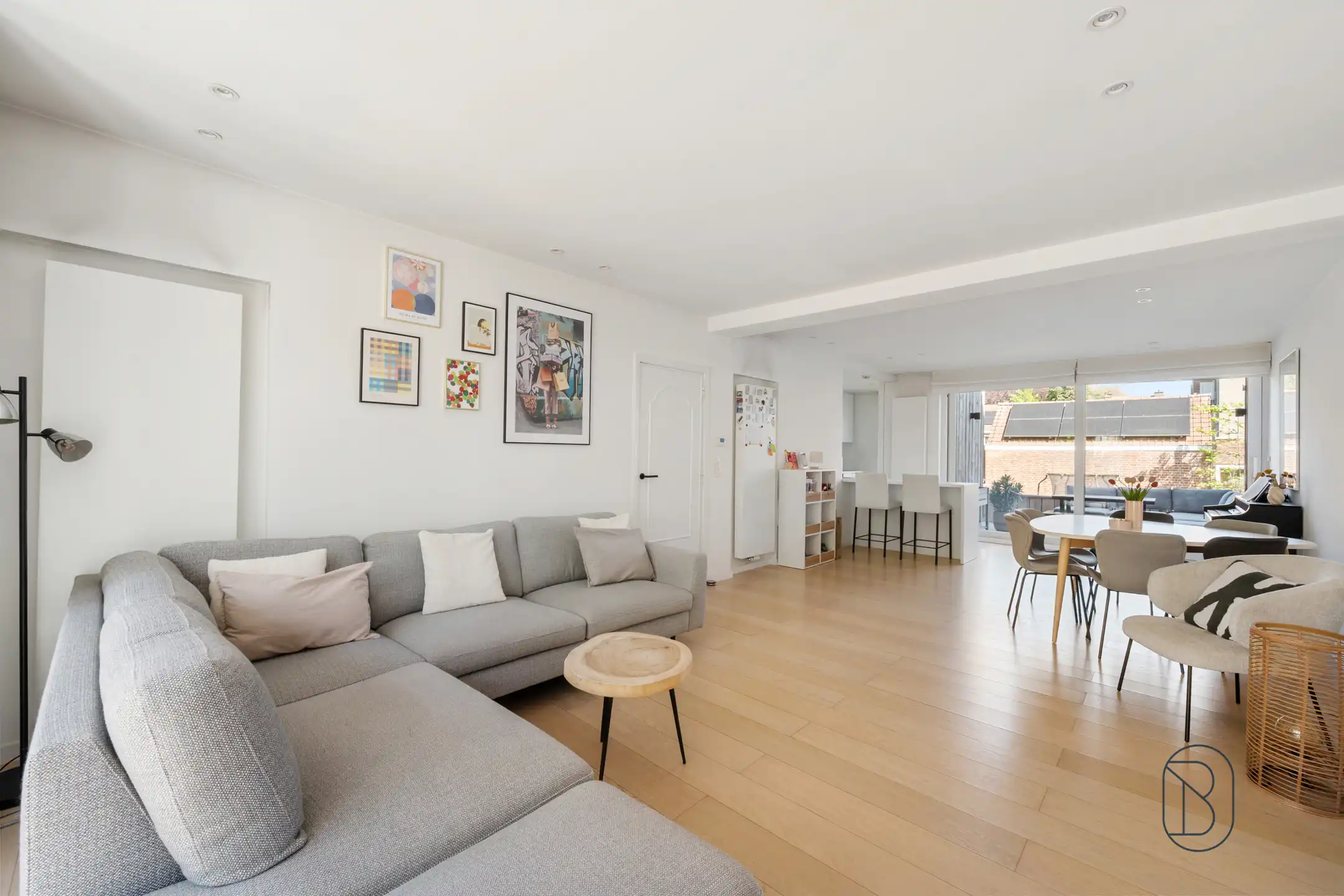 Instapklare, volledig gerenoveerde woning in het hart van Sint-Elisabeth! foto 8