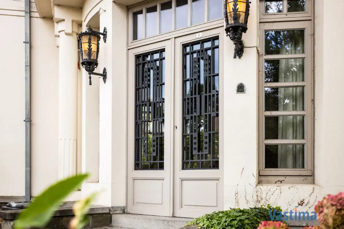 Karaktervolle villa met authentieke charme in een groene setting foto 7