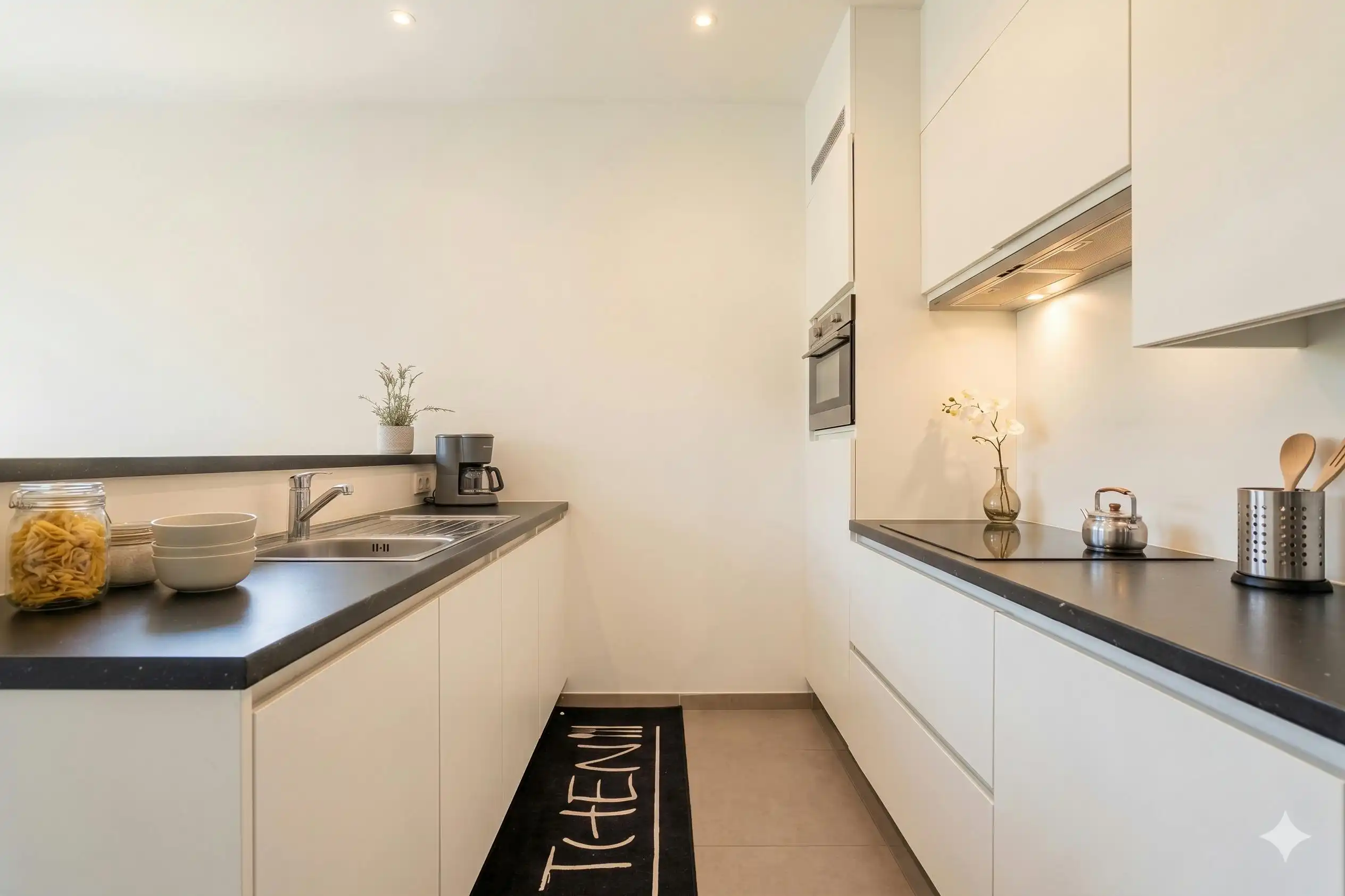 Instapklaar 2 slpk appartement met zonnige tuin en terras foto 5