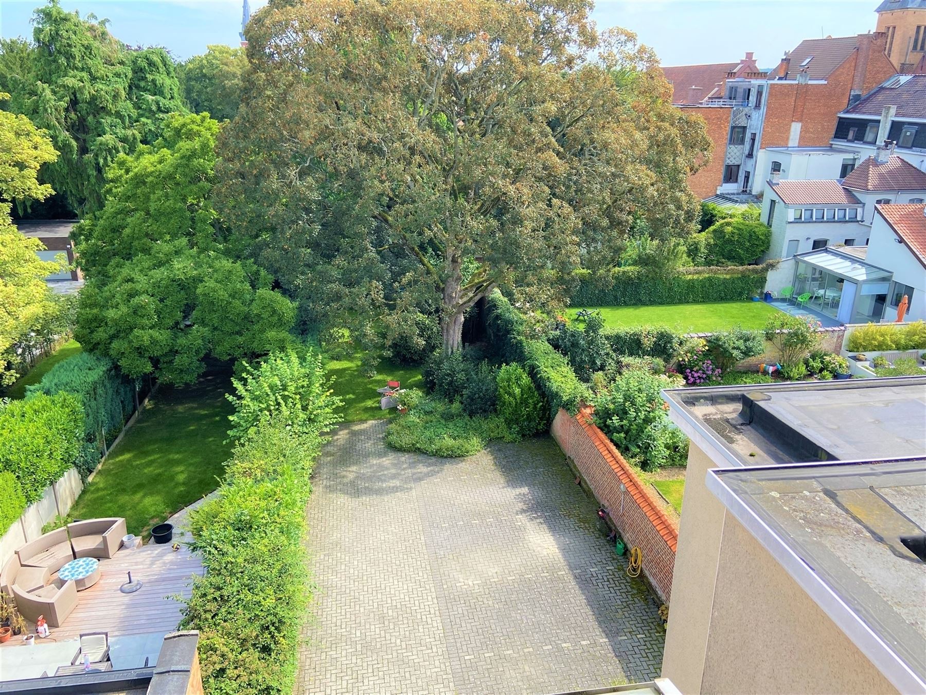 Appartement op topligging met 2 slaapkamers en parking foto 7