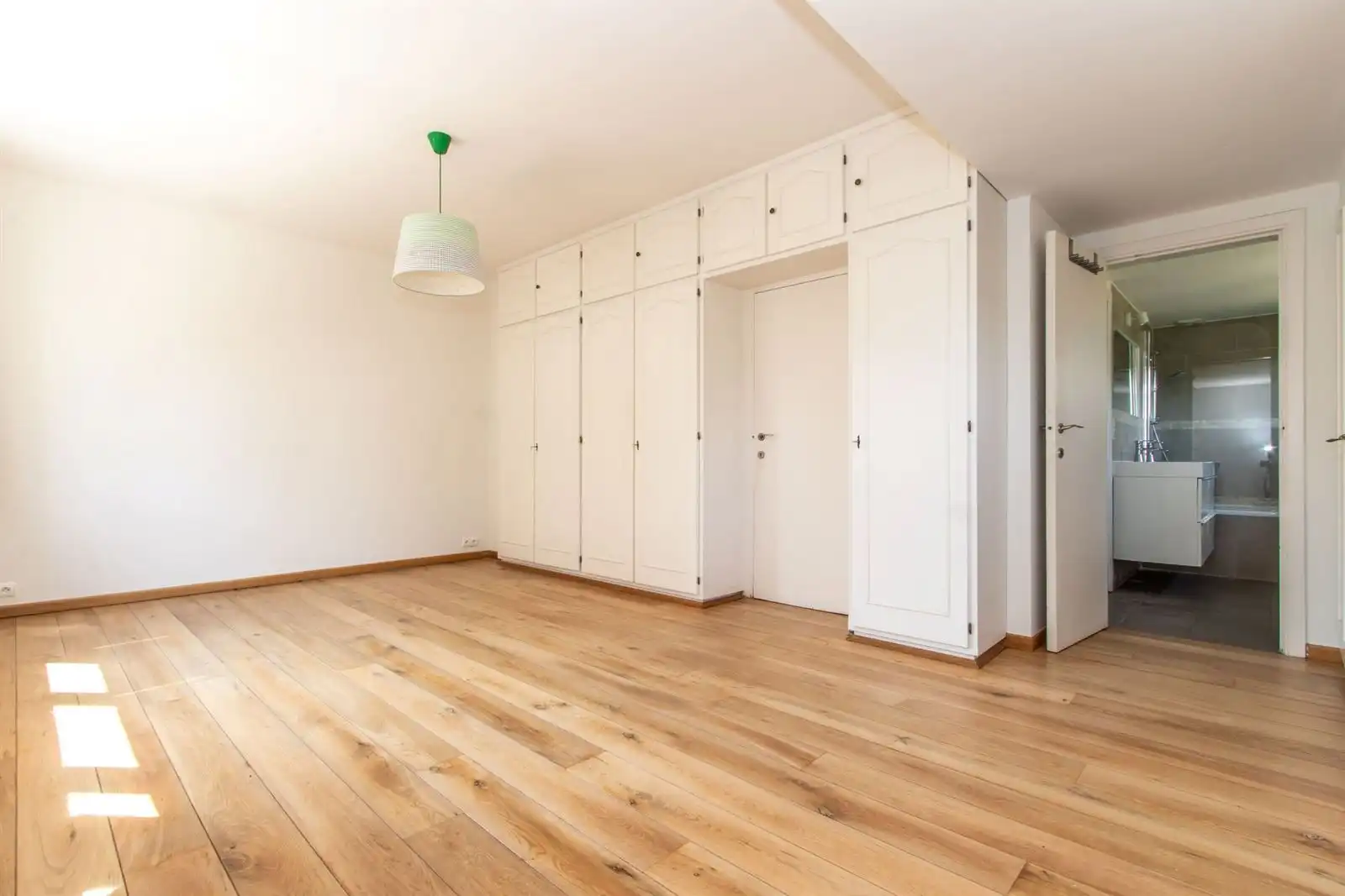 Woning met 5 slaapkamers op een terrein van 10 a 70 ca foto 14