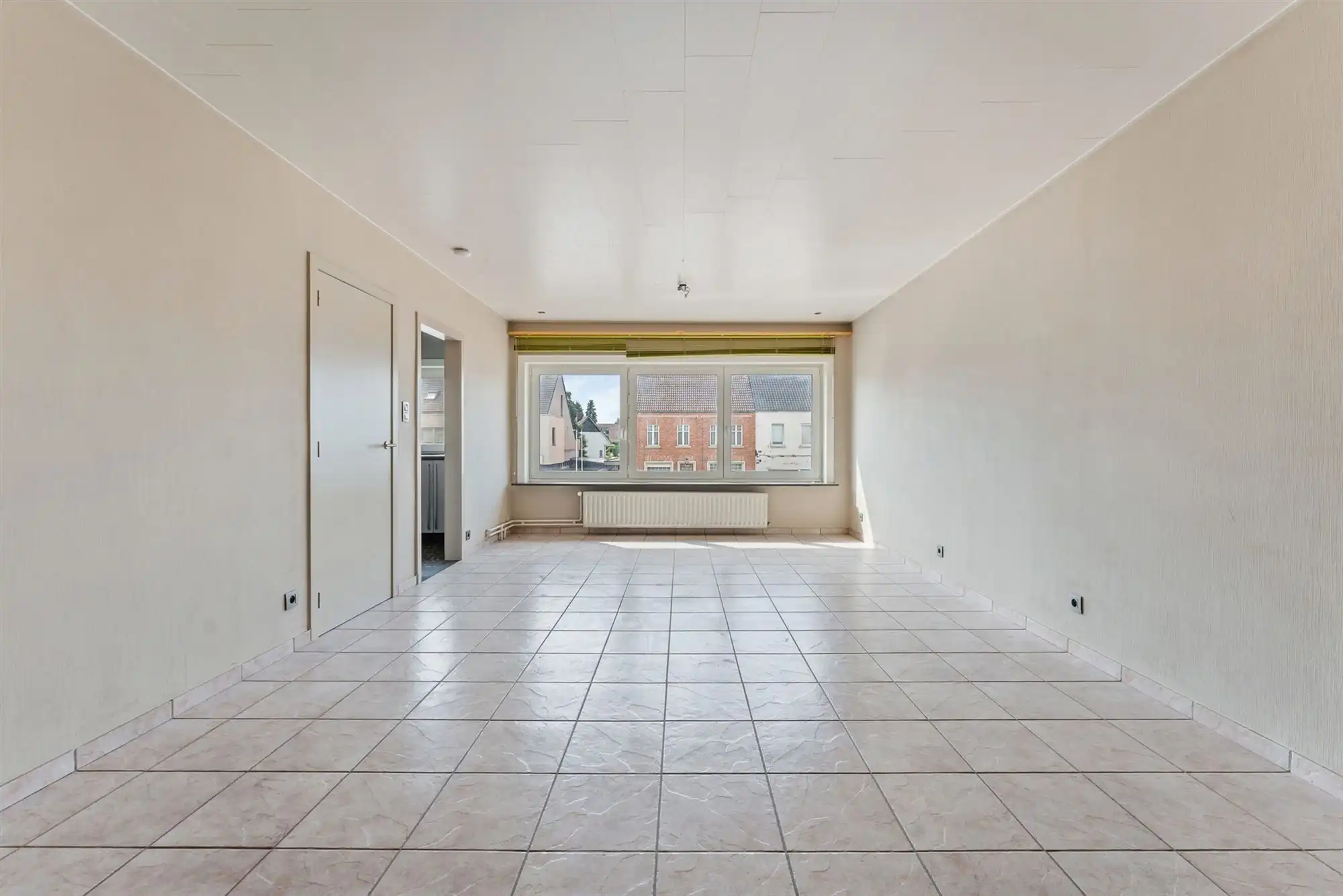 CENTRAAL GELEGEN EN INSTAPKLAAR APPARTEMENT MET 2 SLAAPKAMERS EN GARAGE NABIJ PAAL DORP foto 3