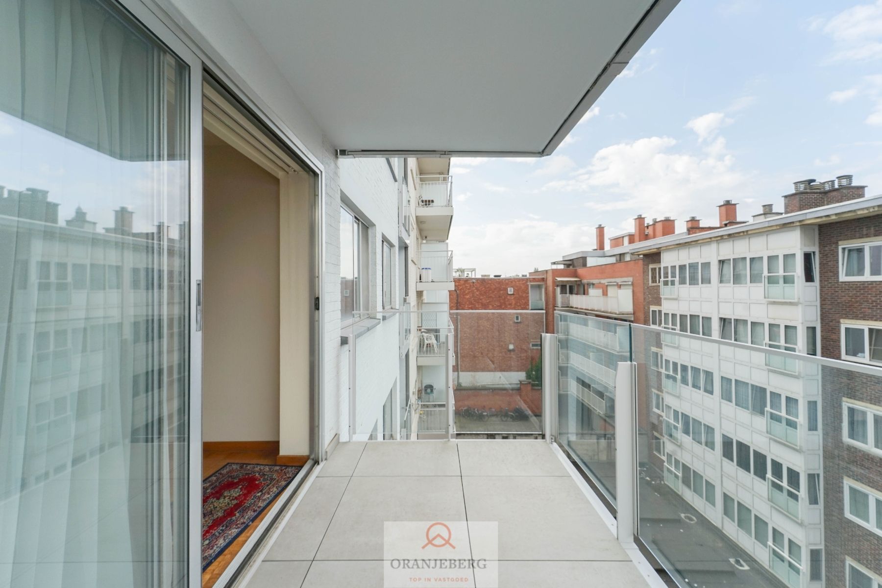 Ruim 2-slaapkamer appartement  (122 m²) vlakbij het Zuidpark! foto 16