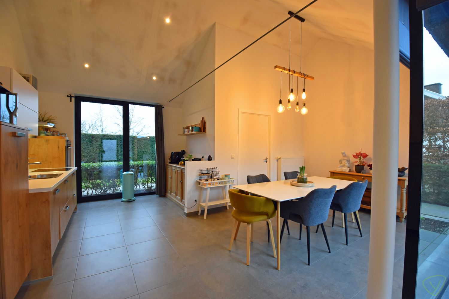 Prachtige moderne woning met luxueuze afwerking in Waarschoot! foto 7