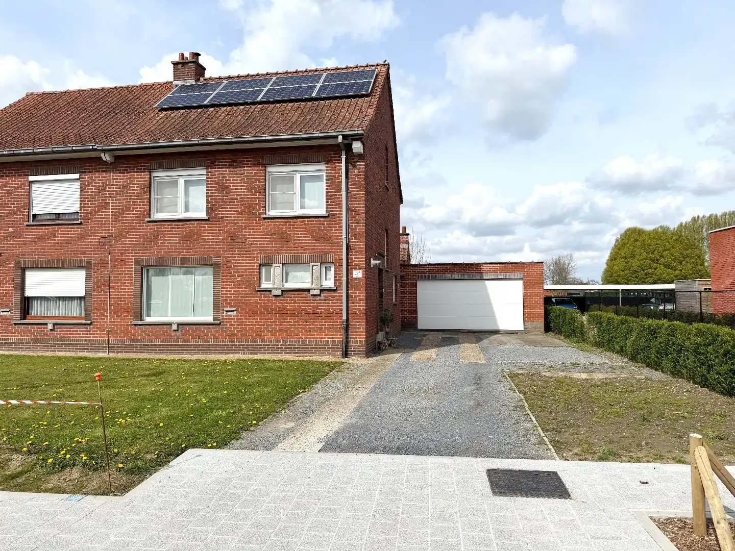 Instapklare halfopen bebouwing op toplocatie in Kuurne foto 27