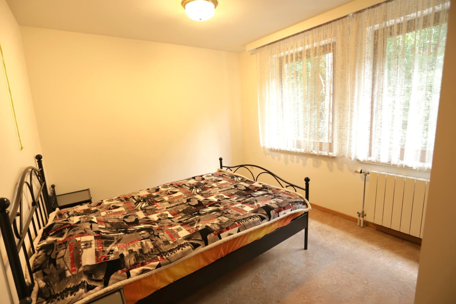 Appartement met 3 slaapkamers & lichtrijke woonkamer in centrum Genk foto 11