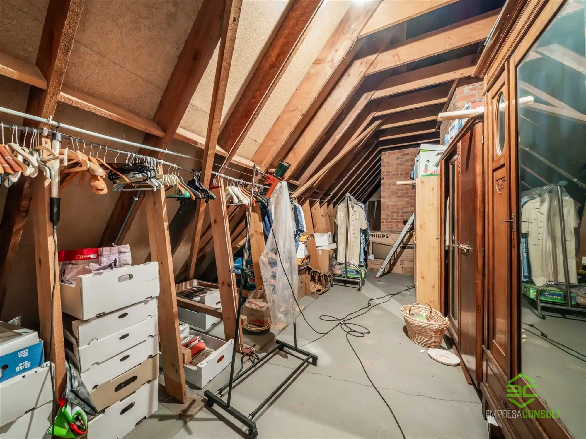 Prachtig landhuis op 3ha 79a, ideaal voor paardenliefhebbers foto 19